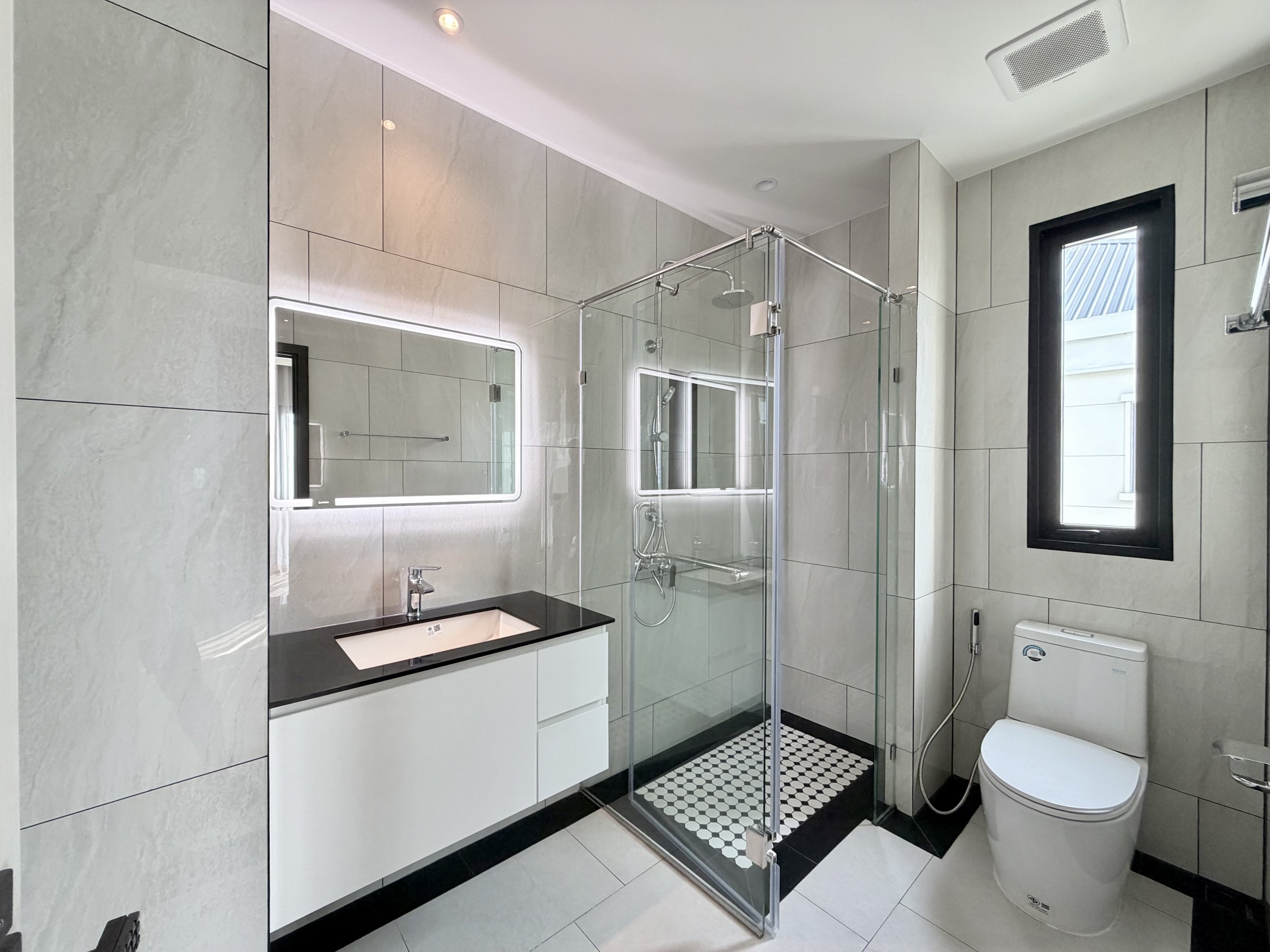 Property image - gallery 13