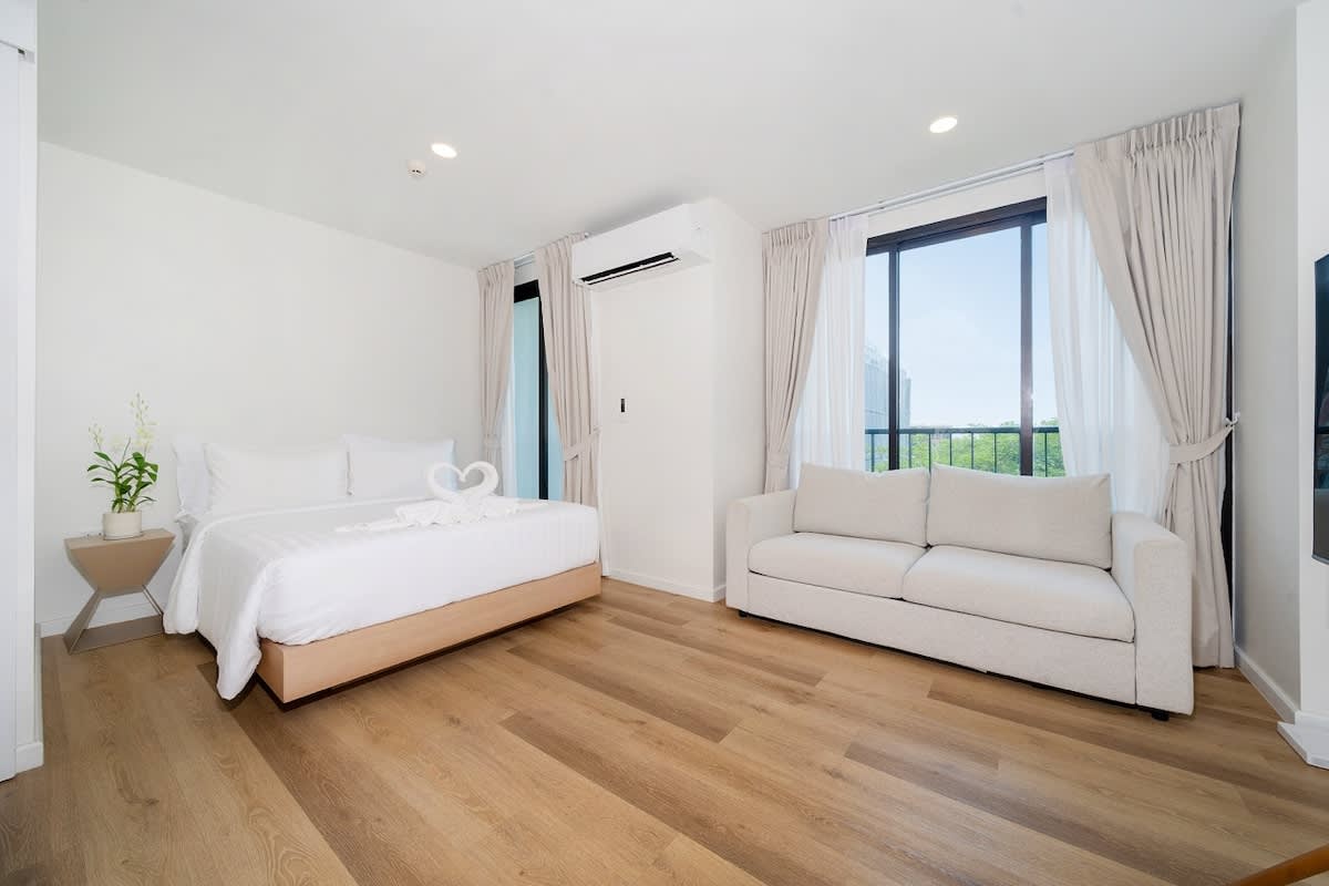 Прекрасные апартаменты с 1 спальней и с видом на город в проекте Зескейп 2 Кондоминиум, на пляже Бангтао/Лагуна