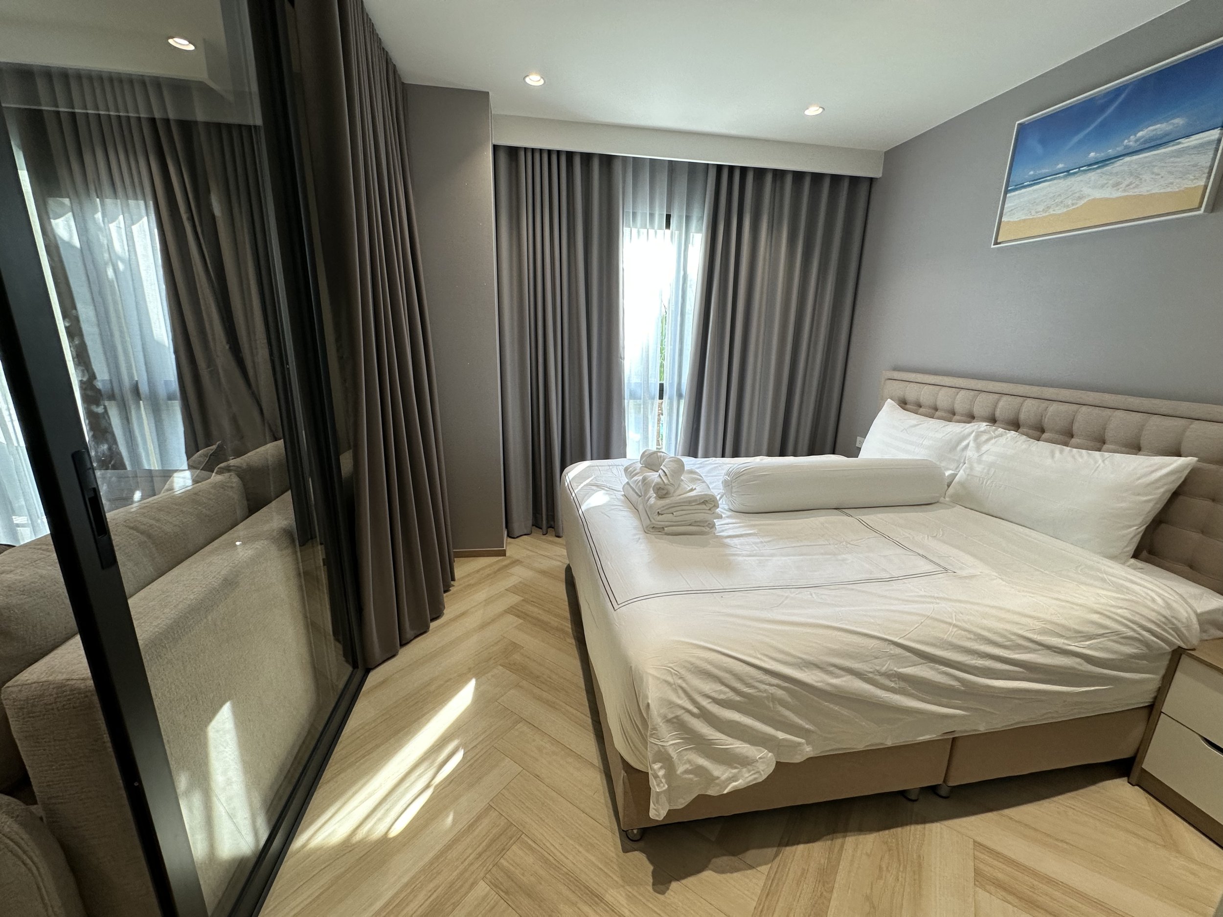 Модные апартаменты с 1 спальней и с видом на бассейн в проекте Тайтл Бангтао Легендарный, на пляже Бангтао/Лагуна