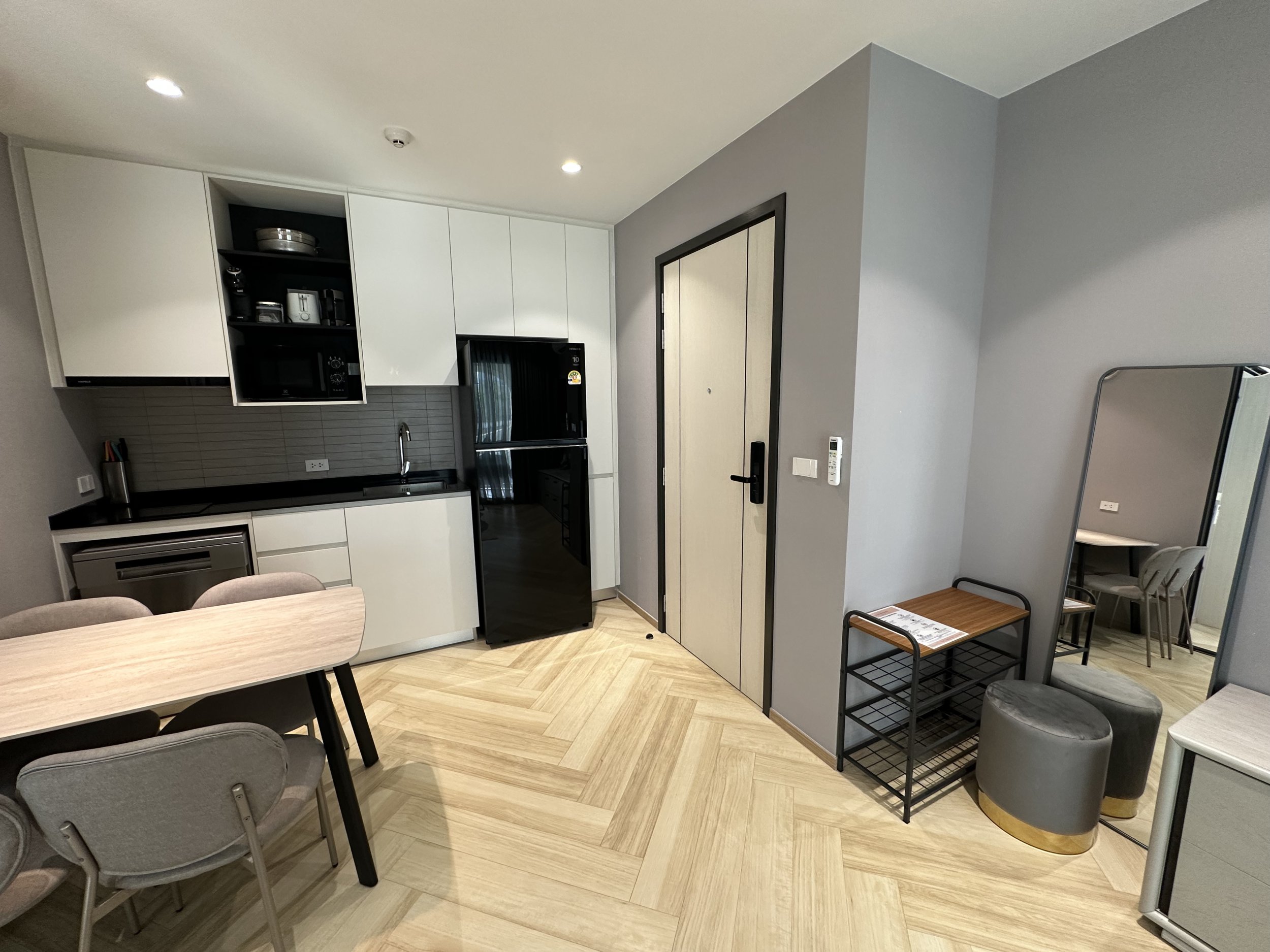 Модные апартаменты с 1 спальней и с видом на бассейн в проекте Тайтл Бангтао Легендарный, на пляже Бангтао/Лагуна