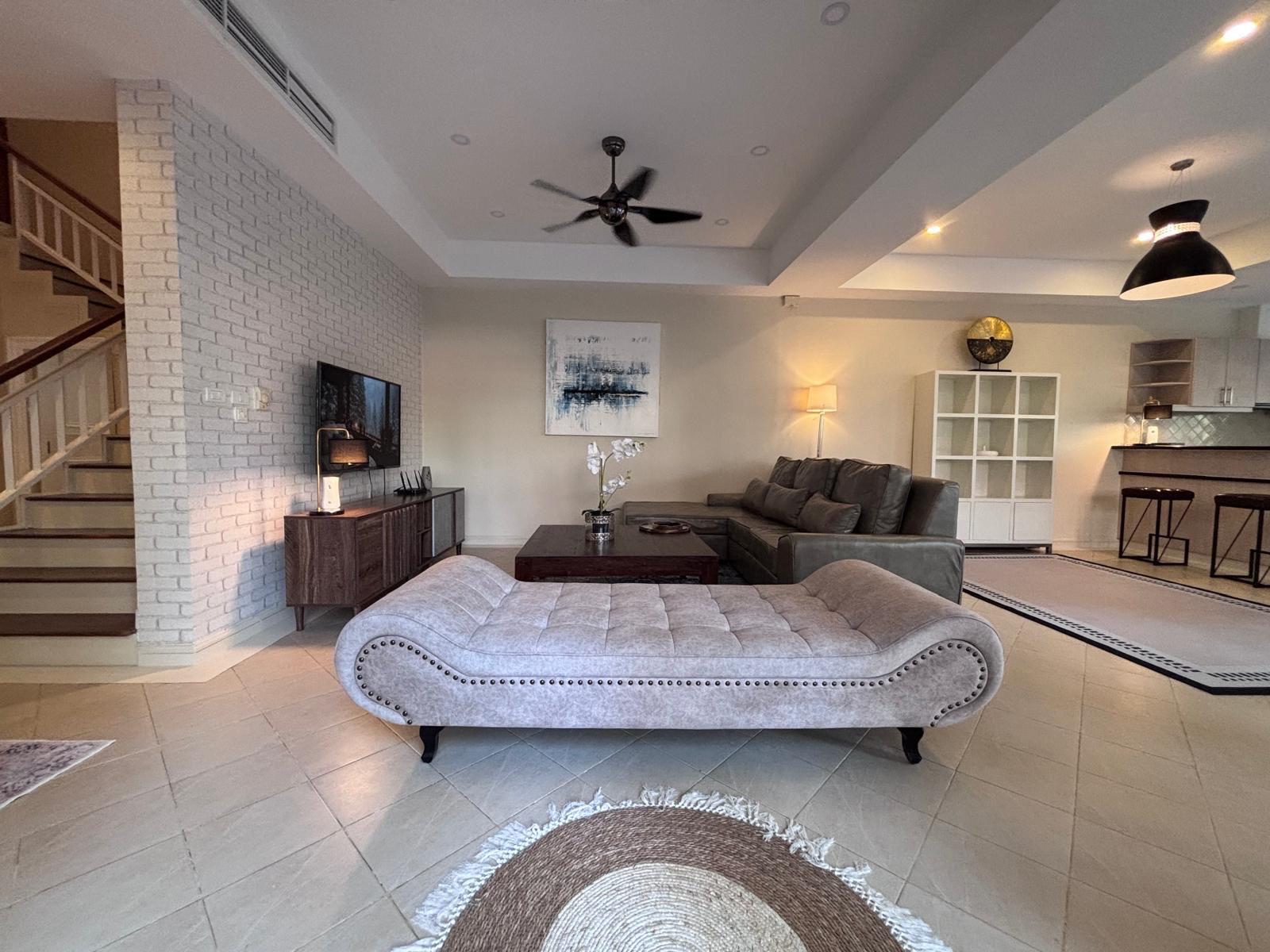 Великолепная вилла с 4 спальнями и с видом на бассейн в проекте Ангсана Виллас Резорт, на пляже Бангтао/Лагуна