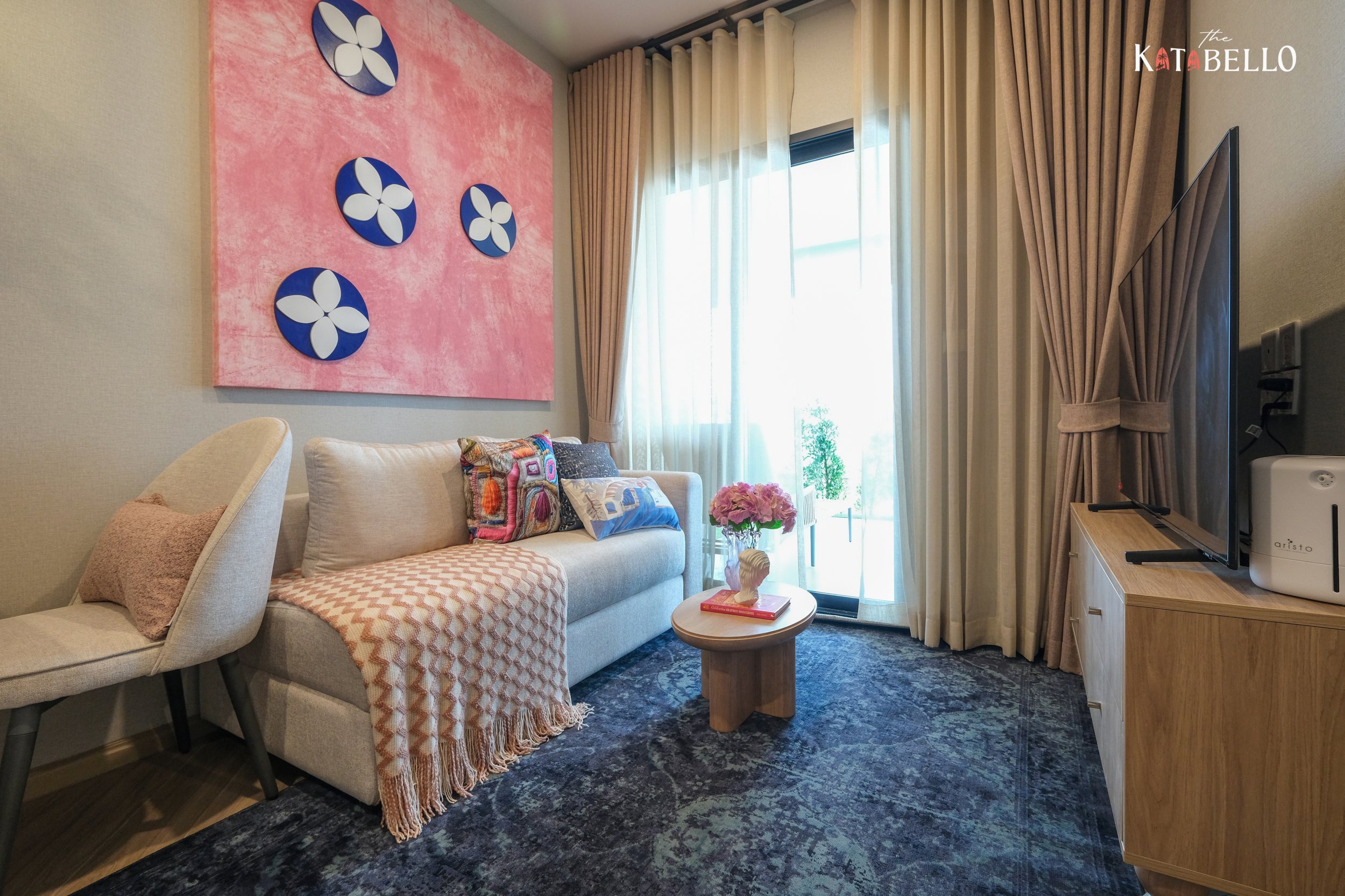 Сказочные апартаменты с 1 спальней и с видом на город, на пляже Ката