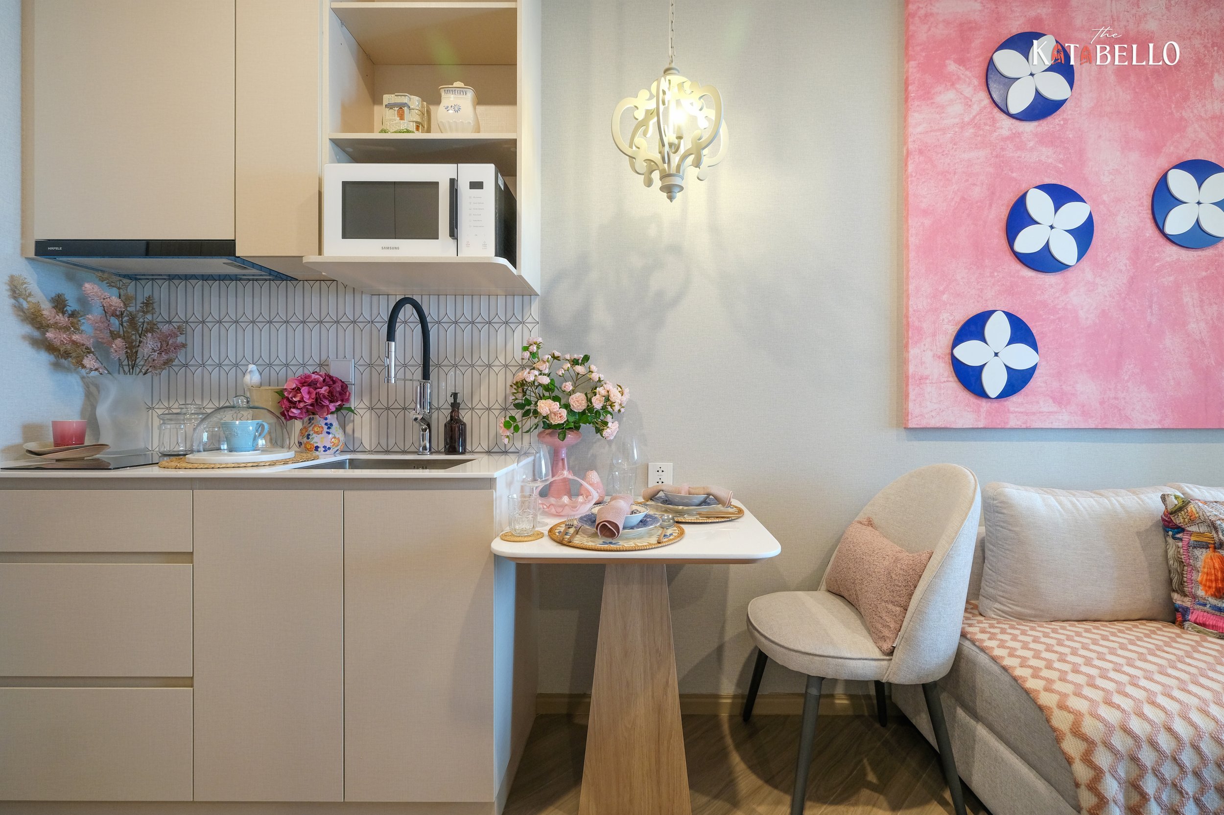 Сказочные апартаменты с 1 спальней и с видом на город, на пляже Ката