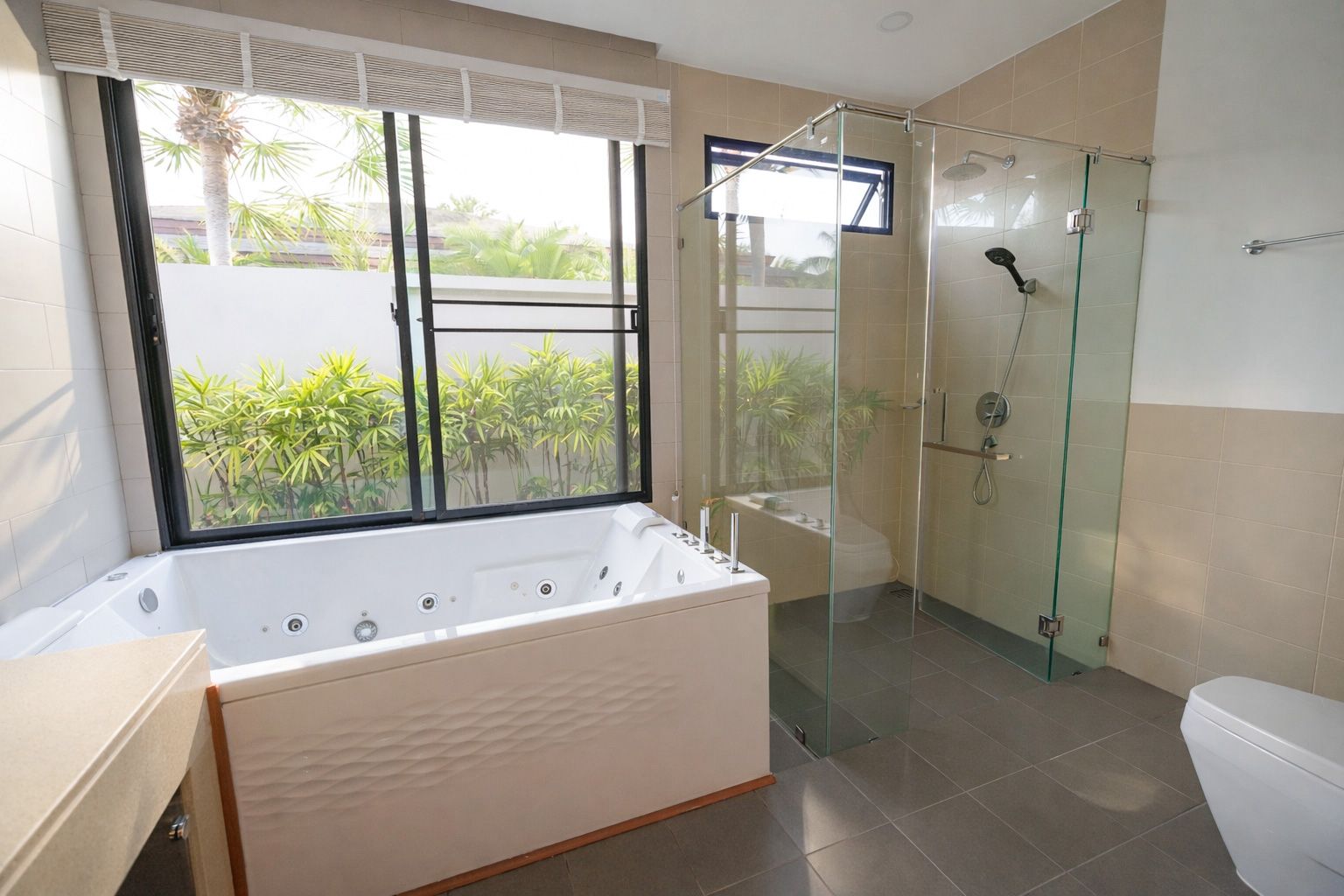 Property image - gallery 25