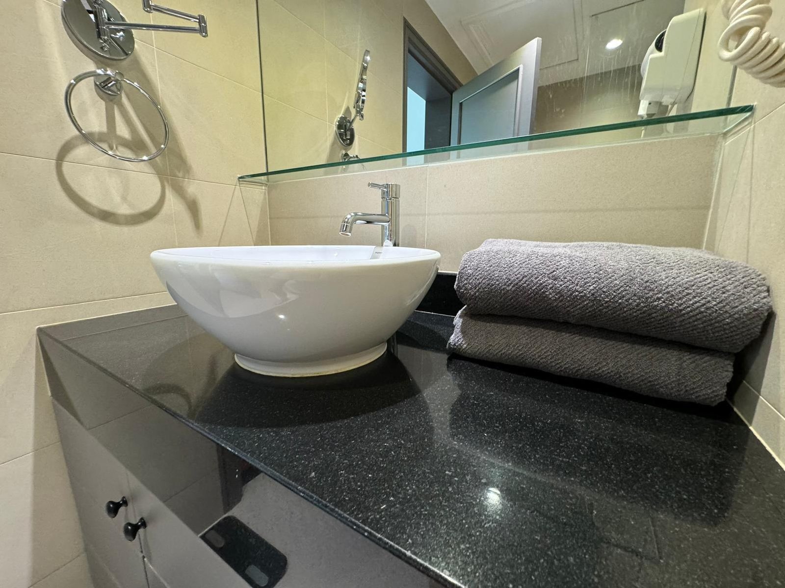 Property image - gallery 13