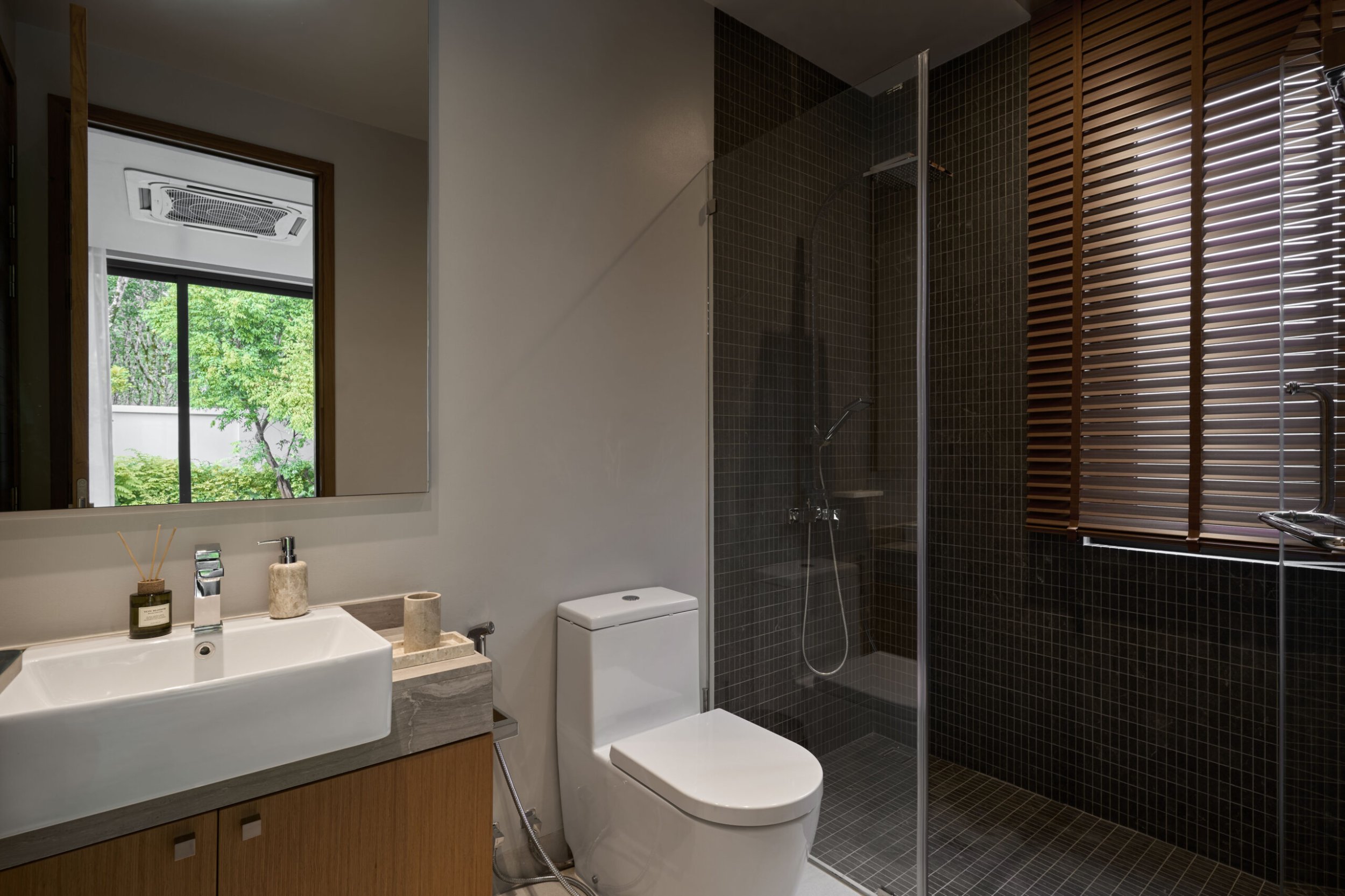 Property image - gallery 38