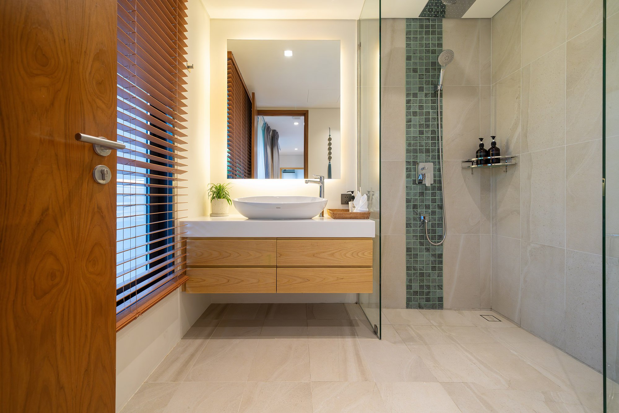 Property image - gallery 63