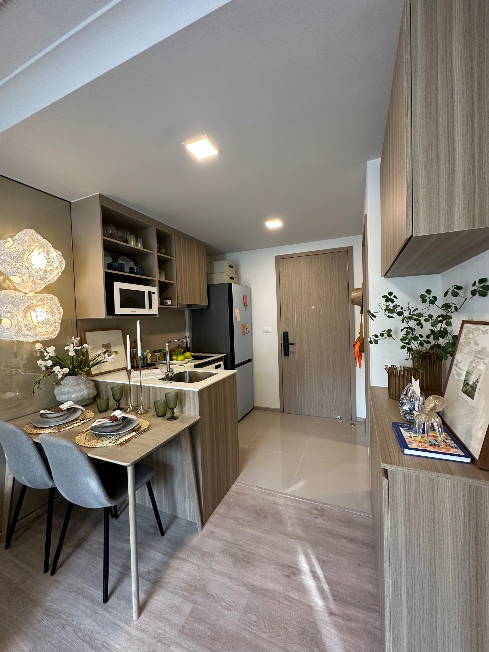 Модные апартаменты с 1 спальней и с видом на город, на пляже Сурин