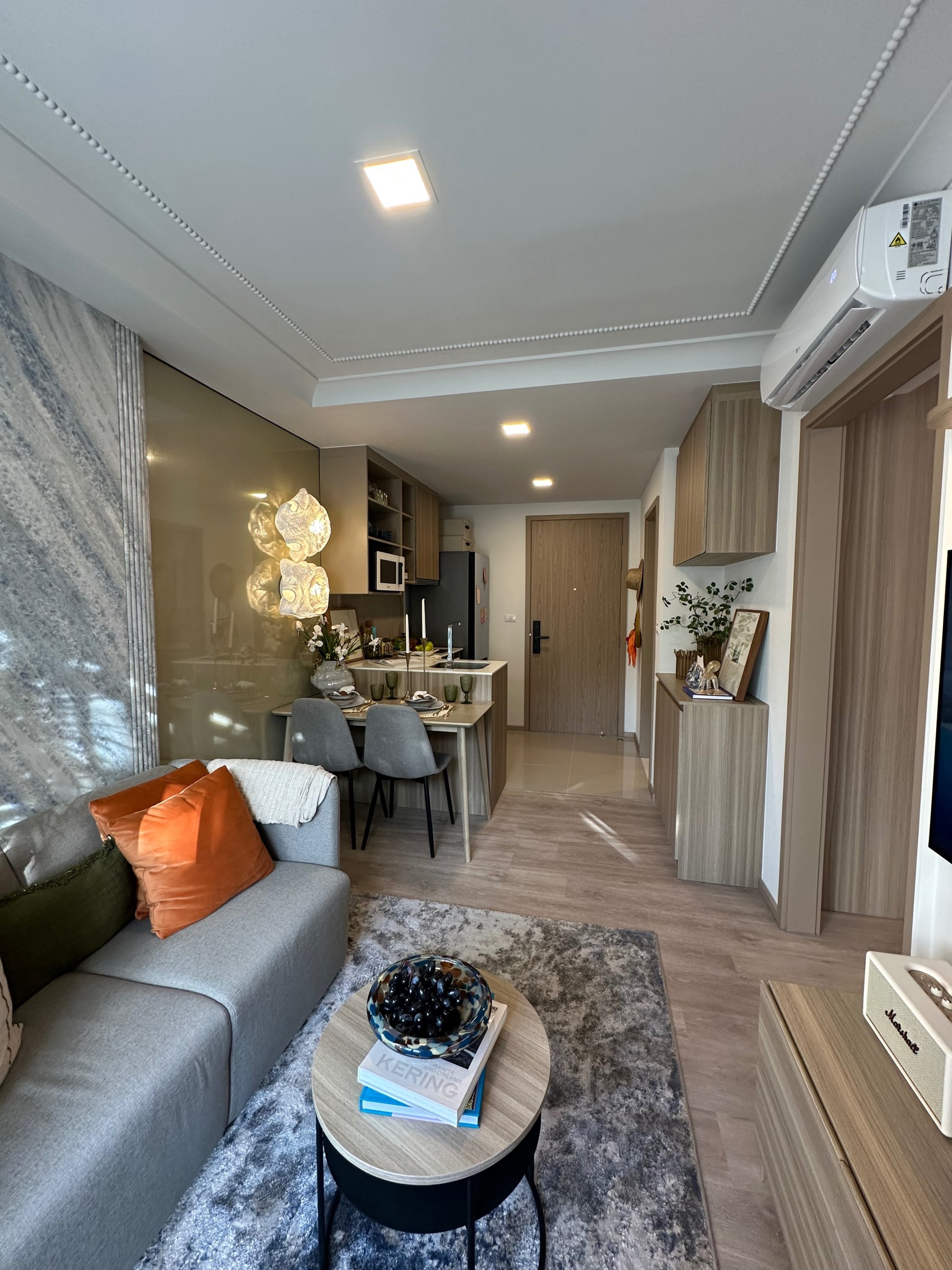 Модные апартаменты с 1 спальней и с видом на город, на пляже Сурин