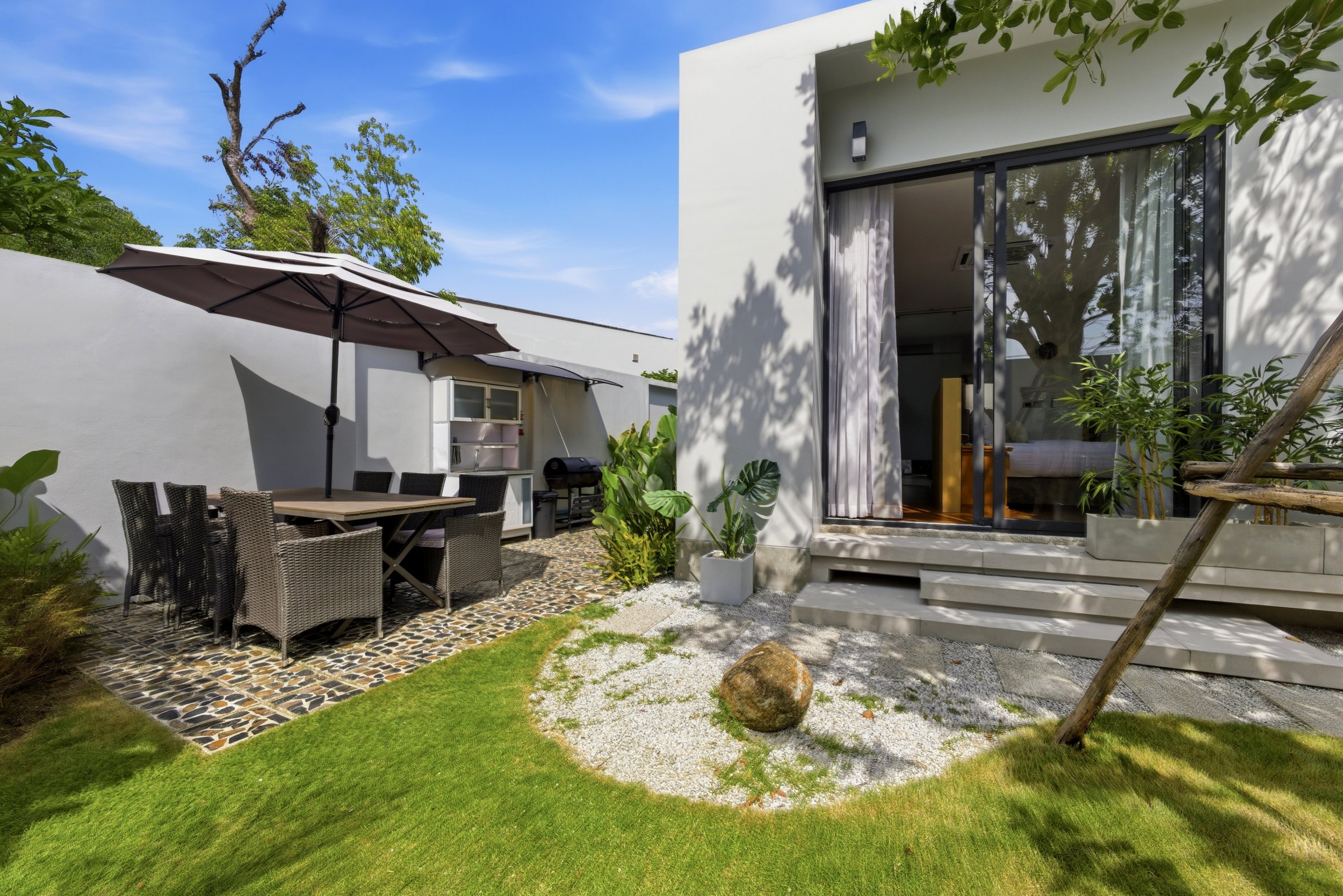Property image - full photo 45