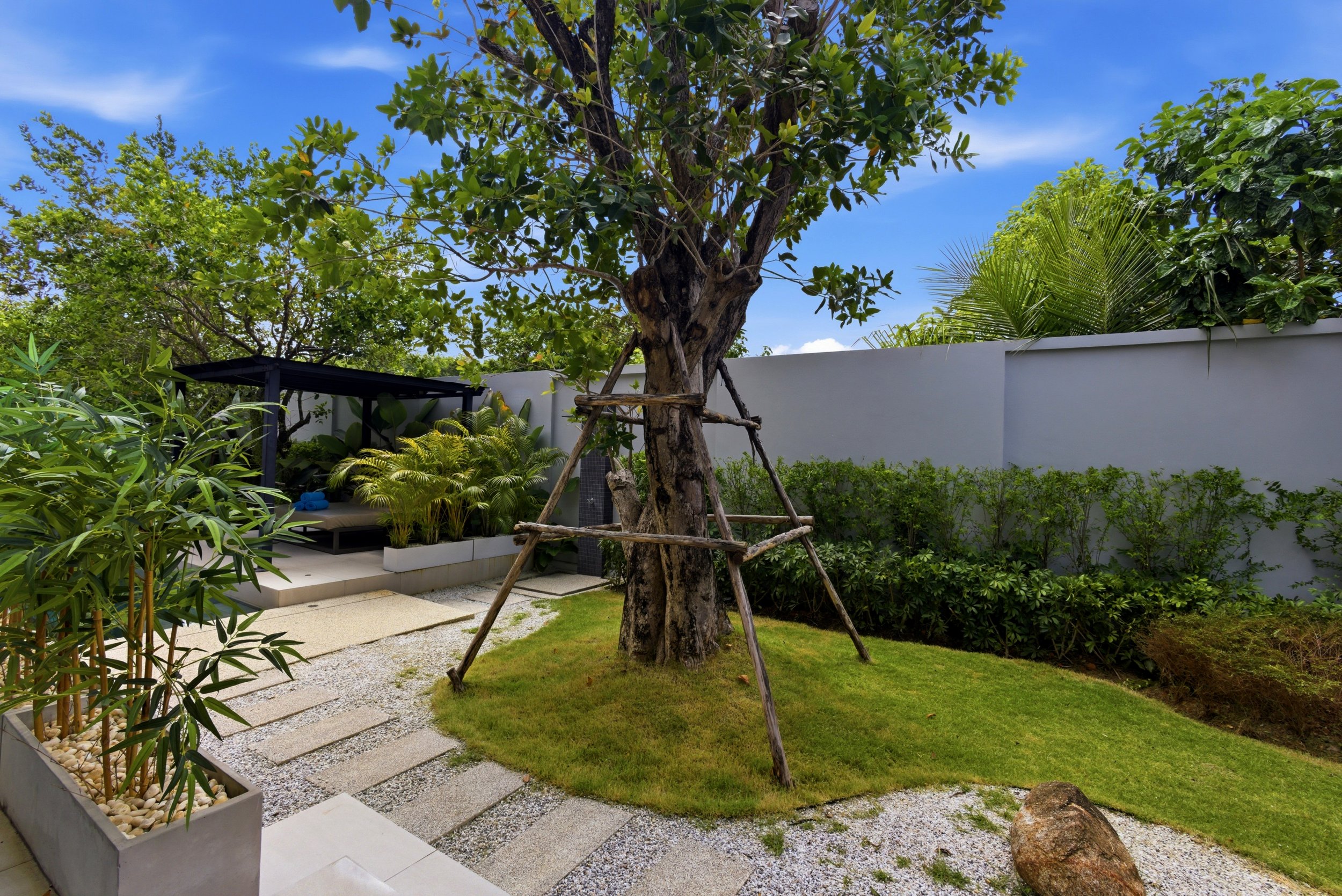 Property image - full photo 46