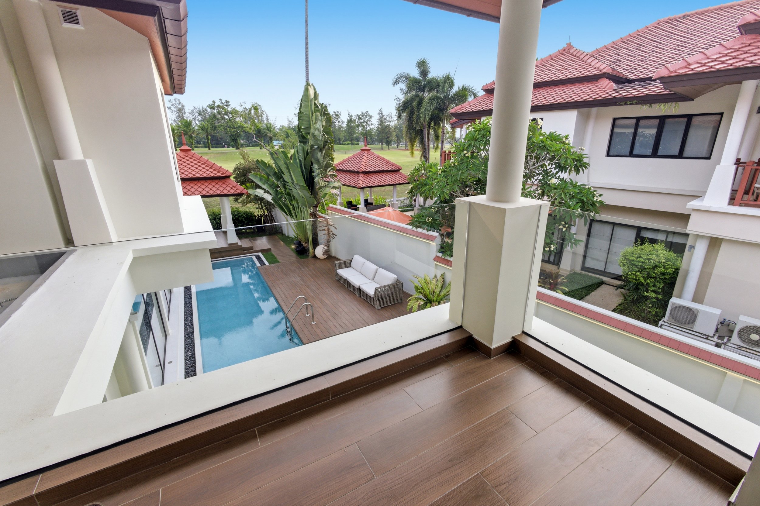 Property image - full photo 48