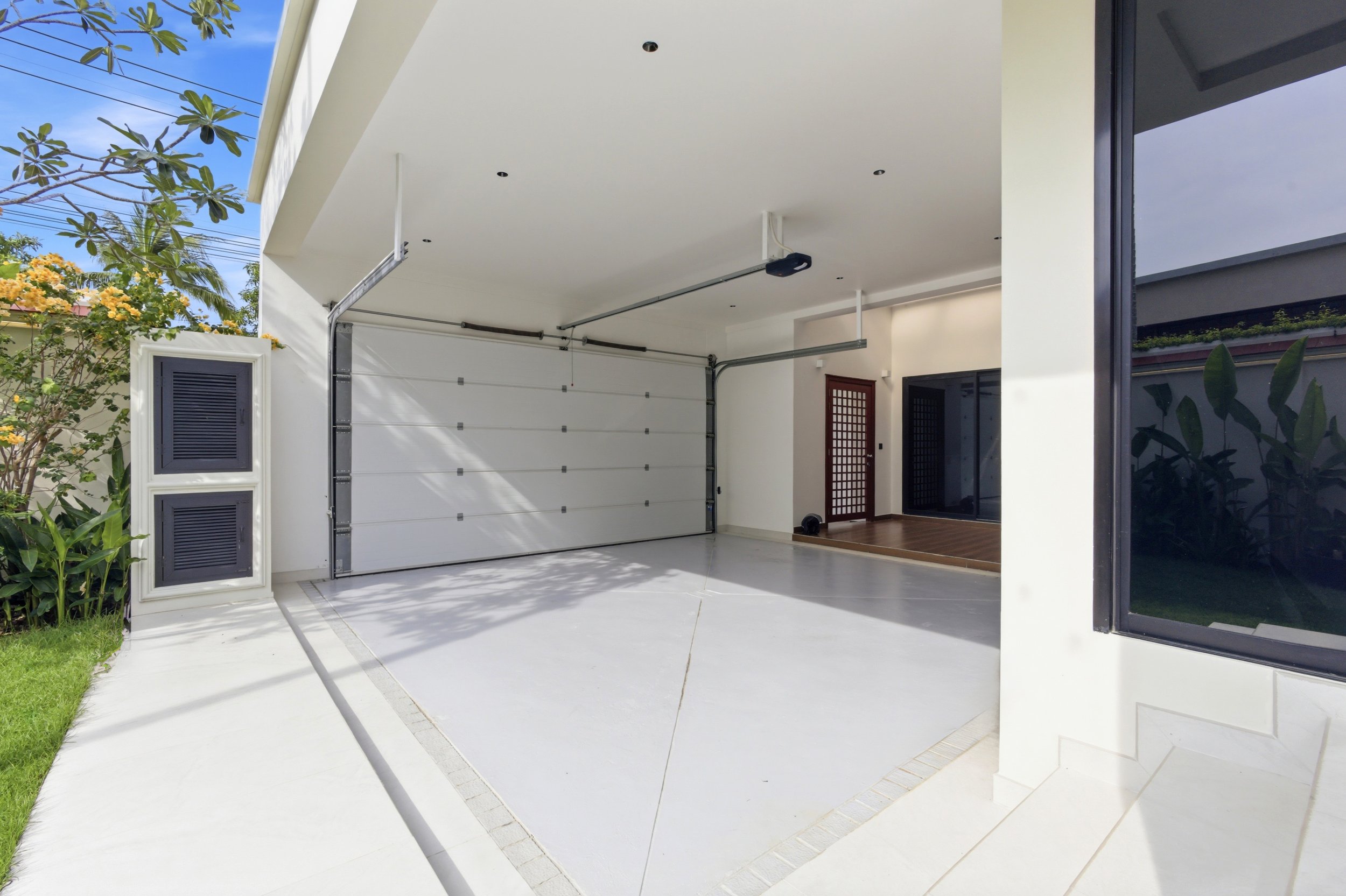 Property image - full photo 59