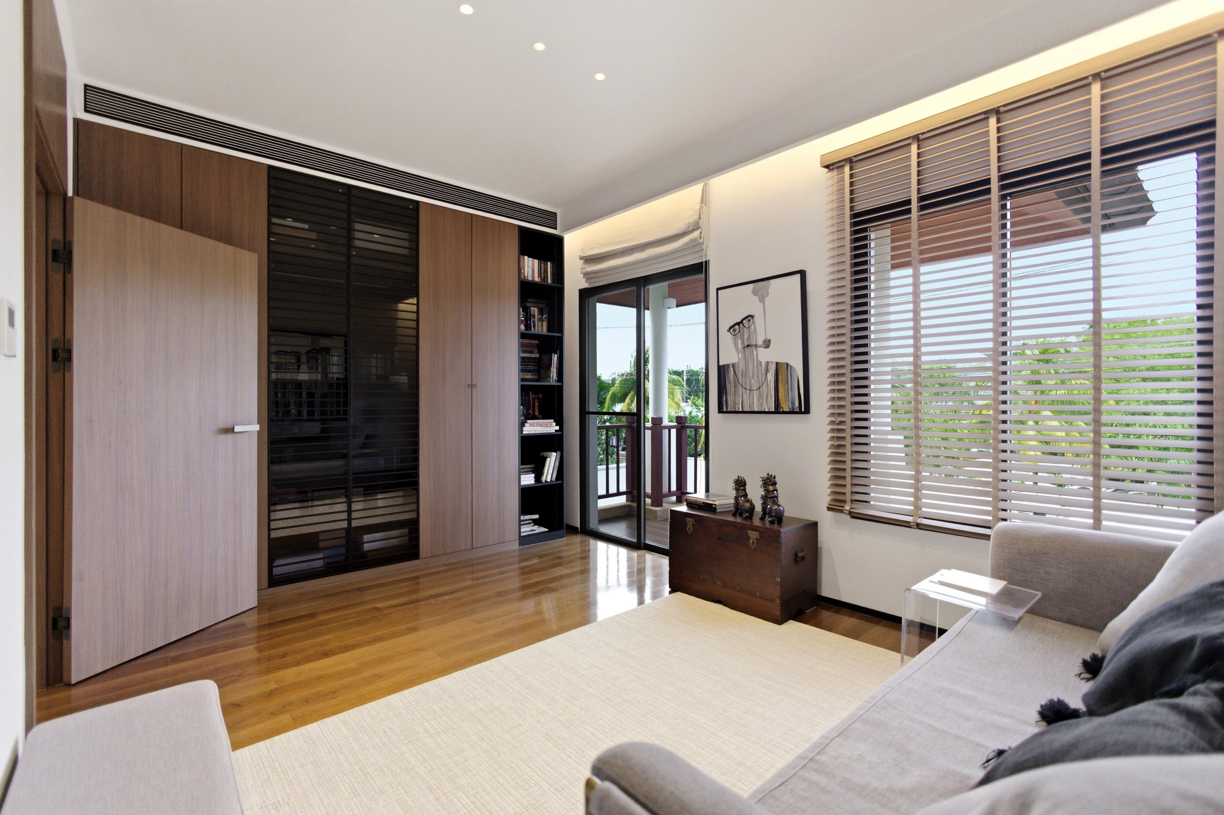 Property image - full photo 33