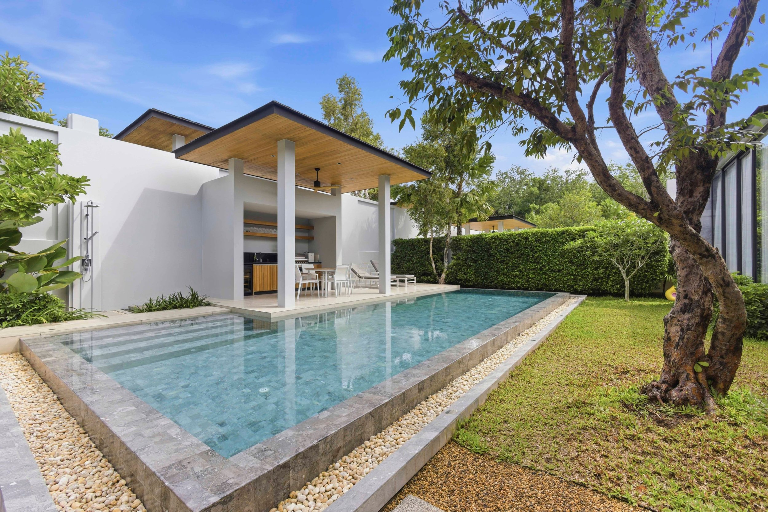 Property image - full photo 63