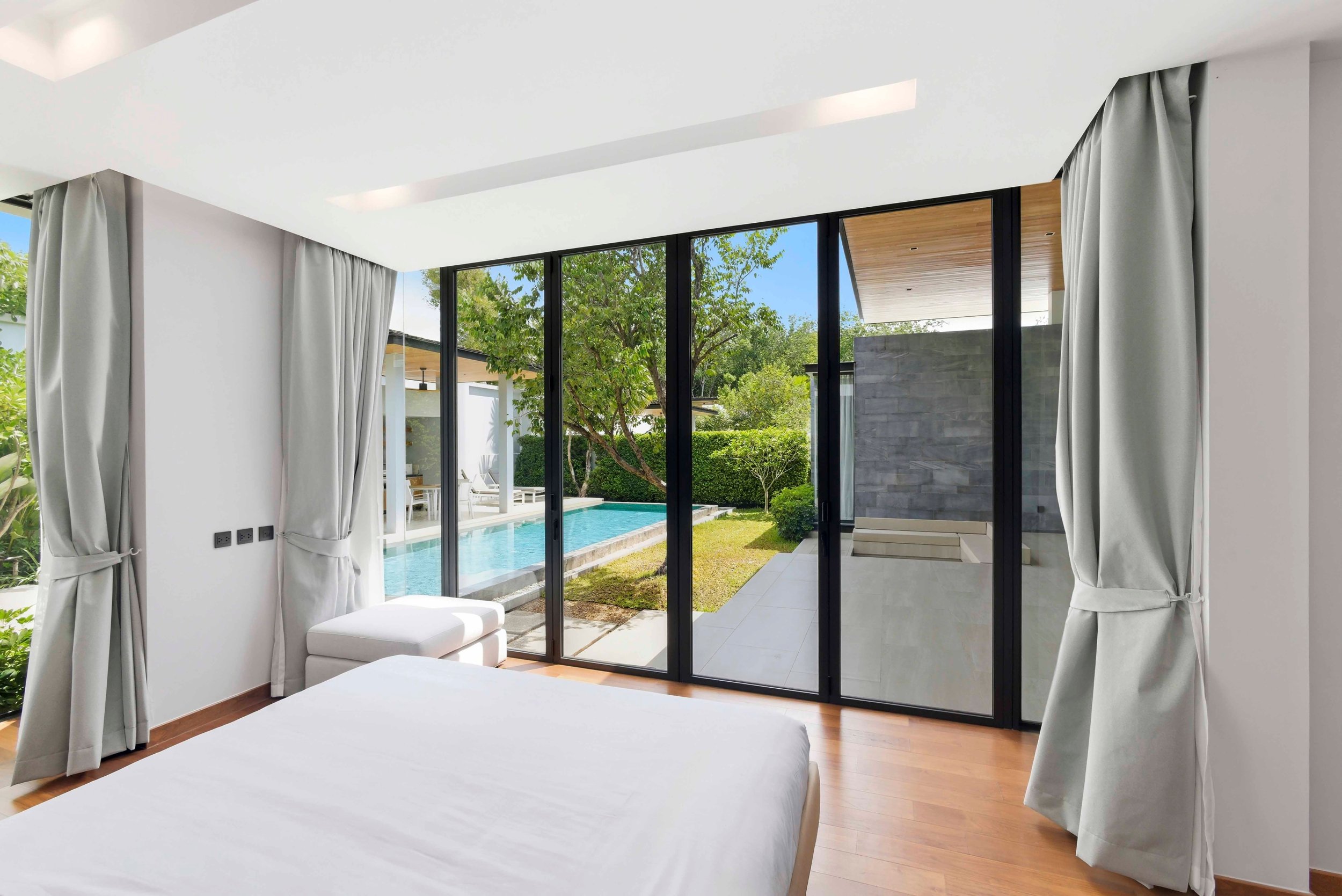 Property image - full photo 65