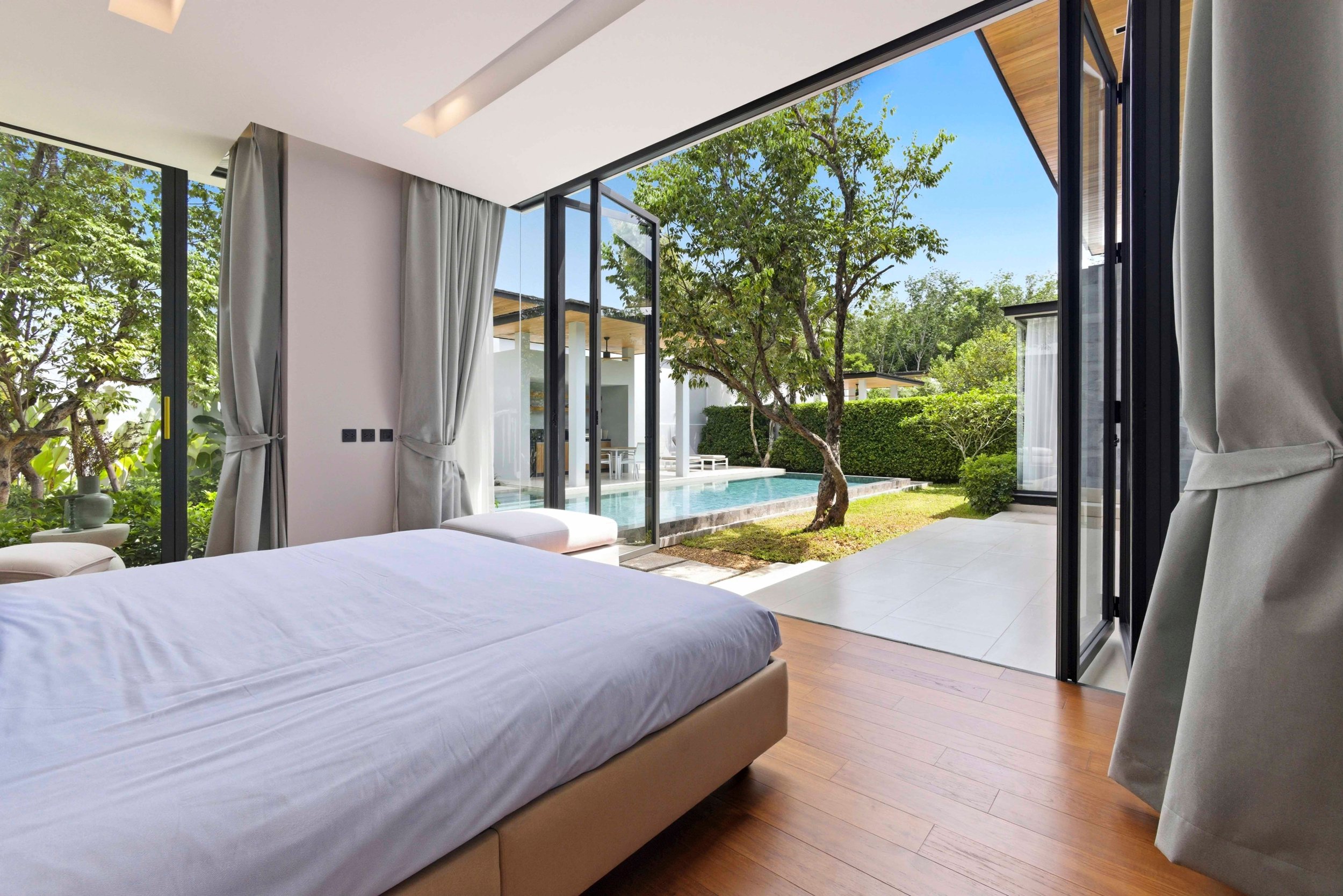 Property image - full photo 76