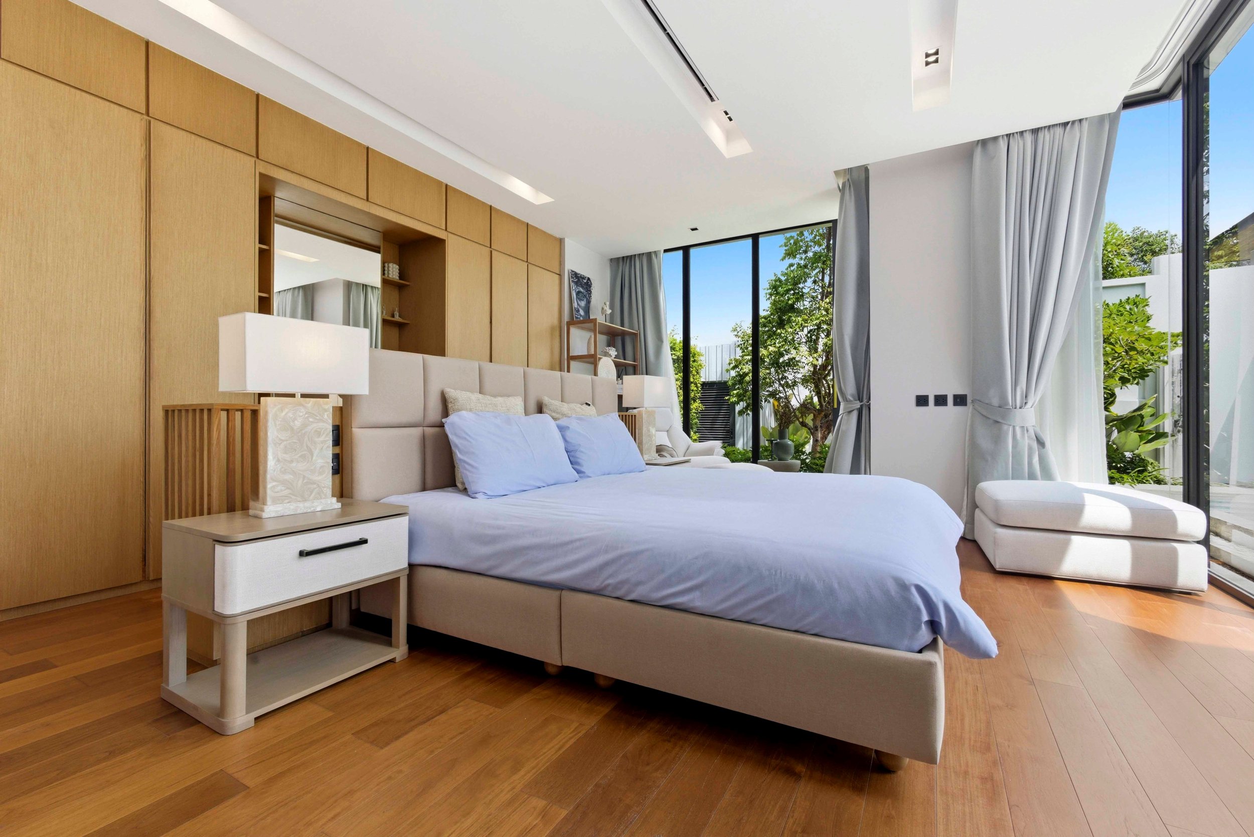 Property image - full photo 77