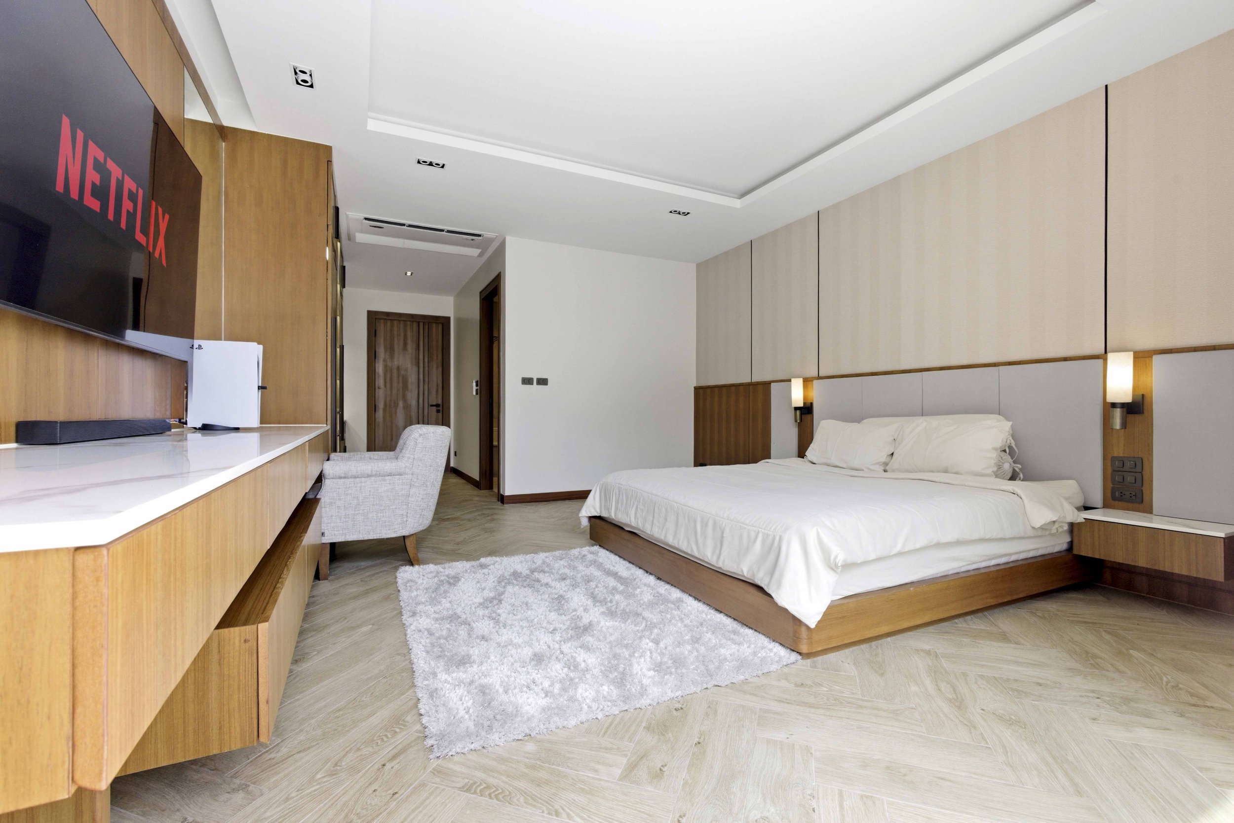 Property image - full photo 76