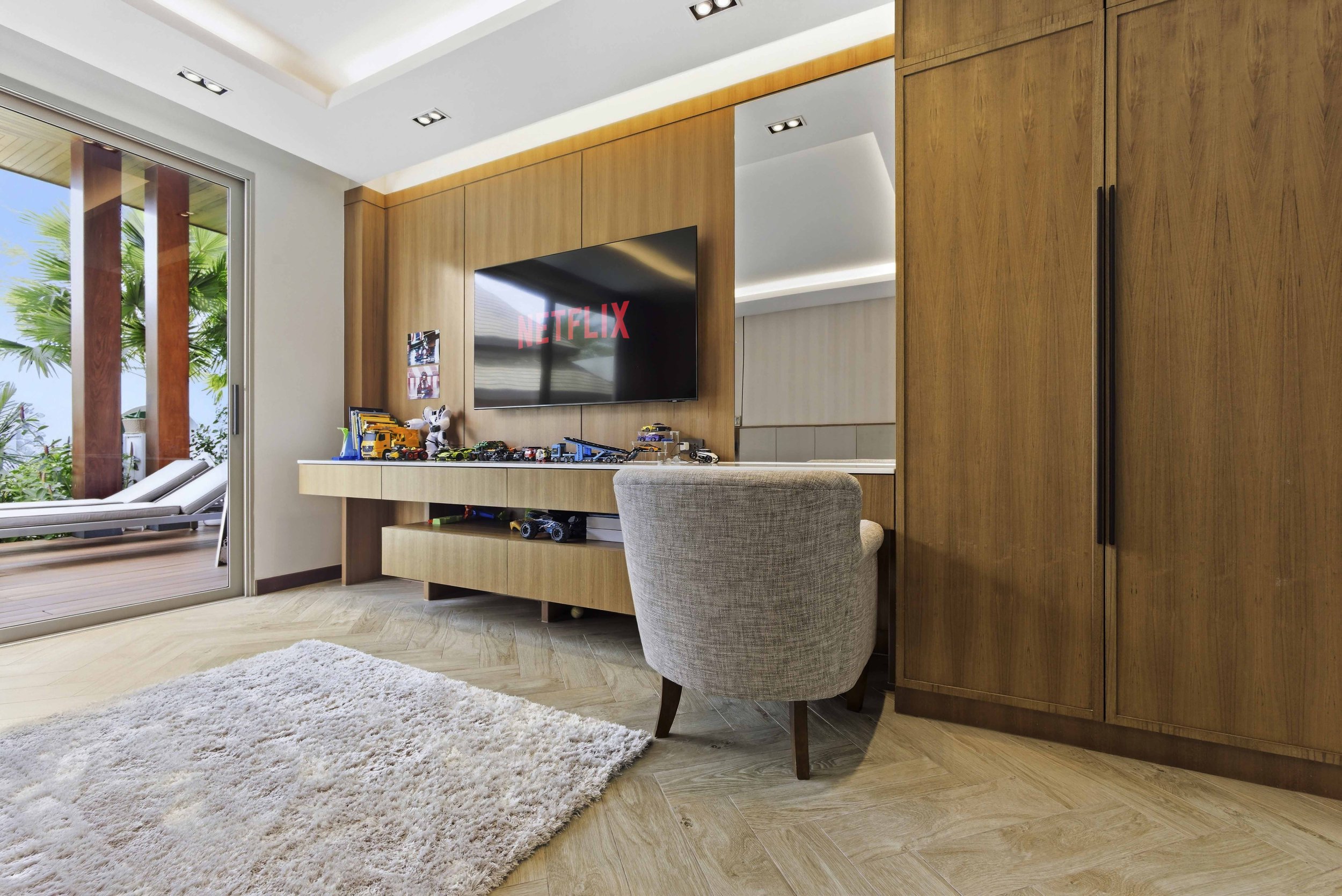 Property image - full photo 63