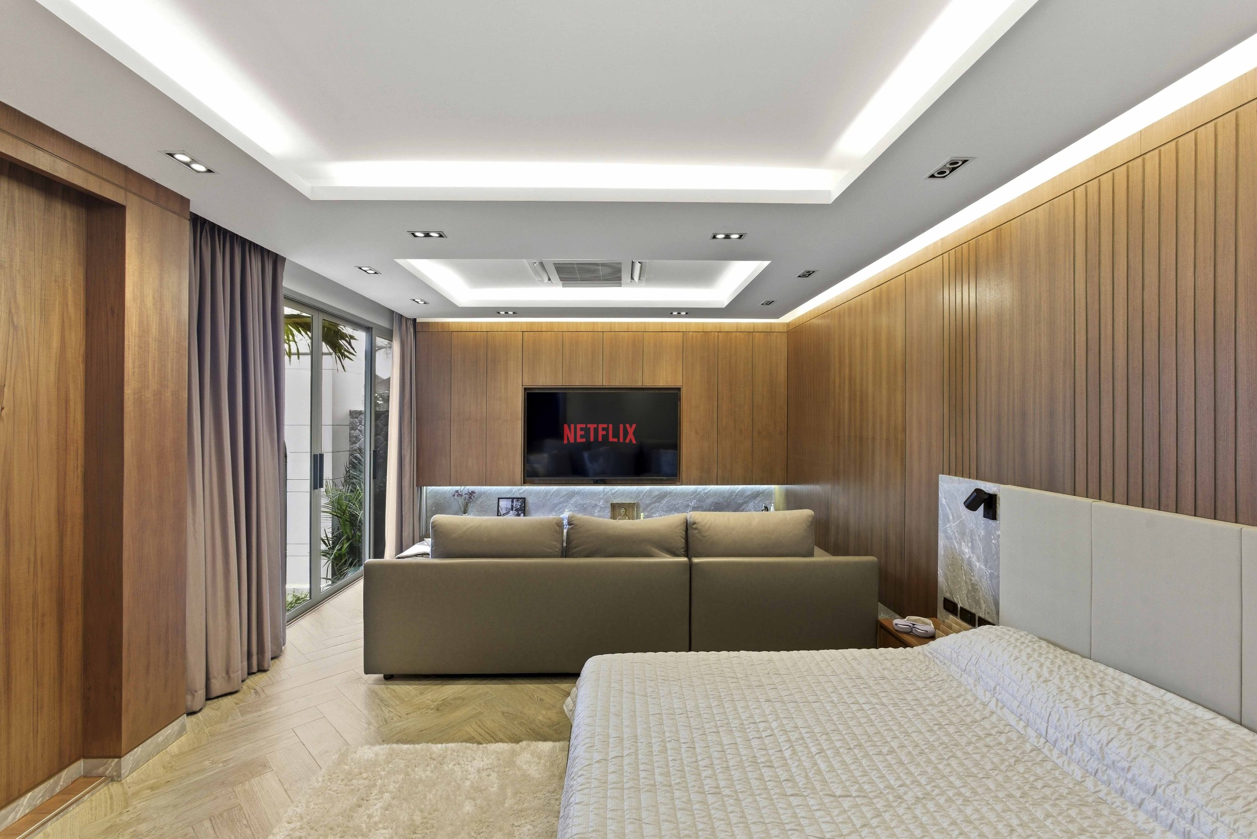 Property image - full photo 64