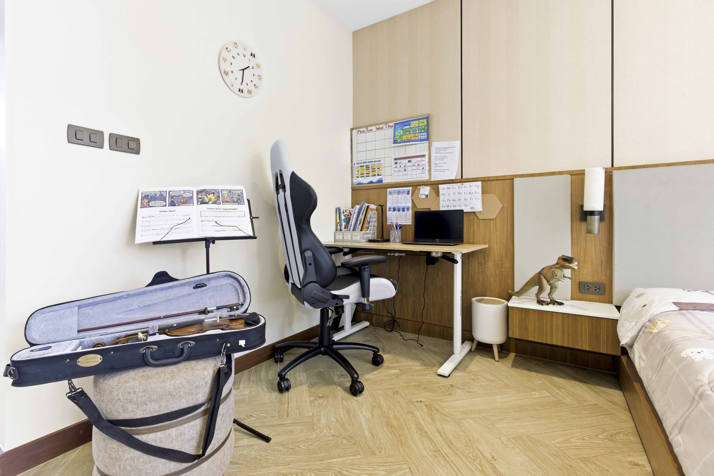 Property image - full photo 36