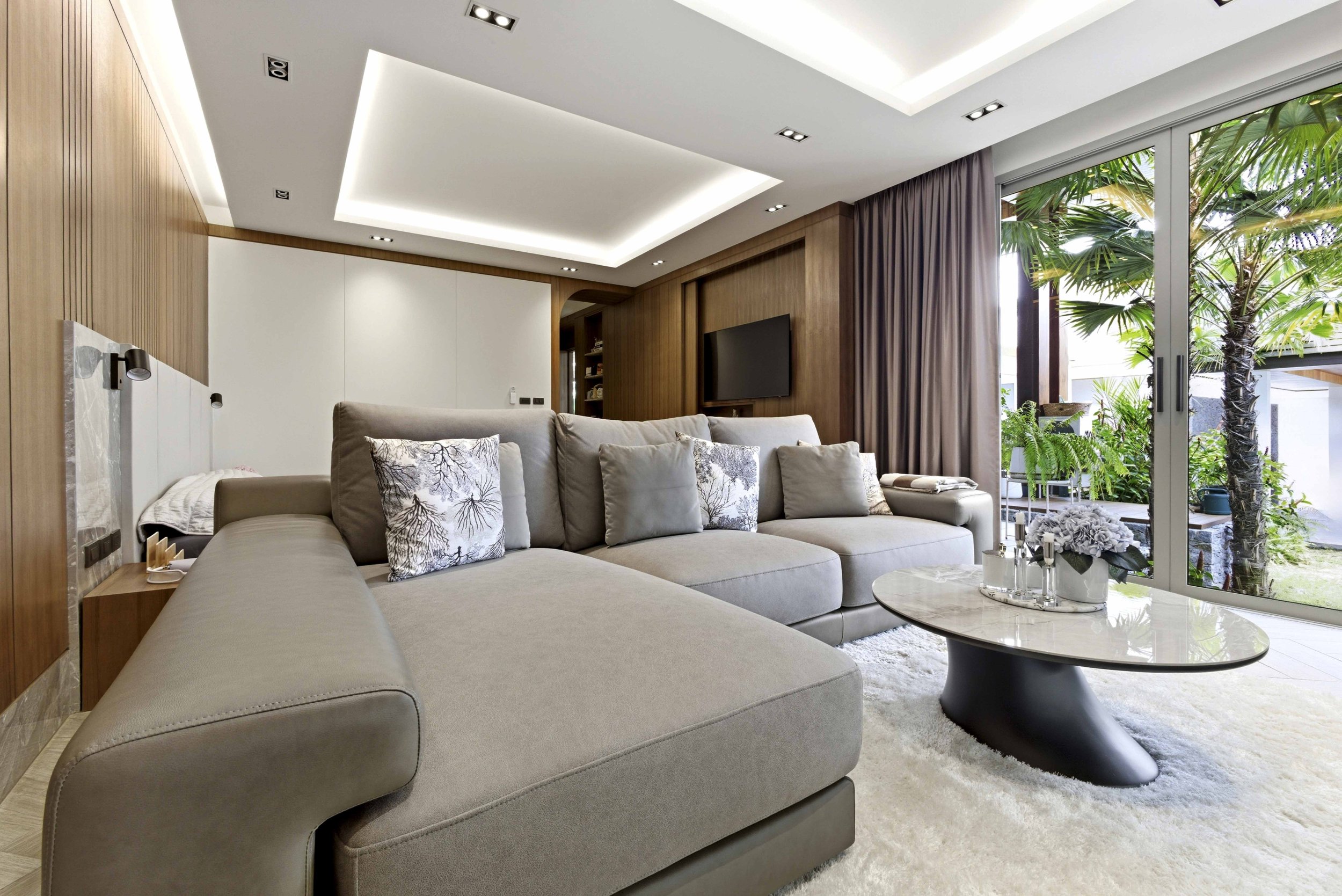 Property image - full photo 37