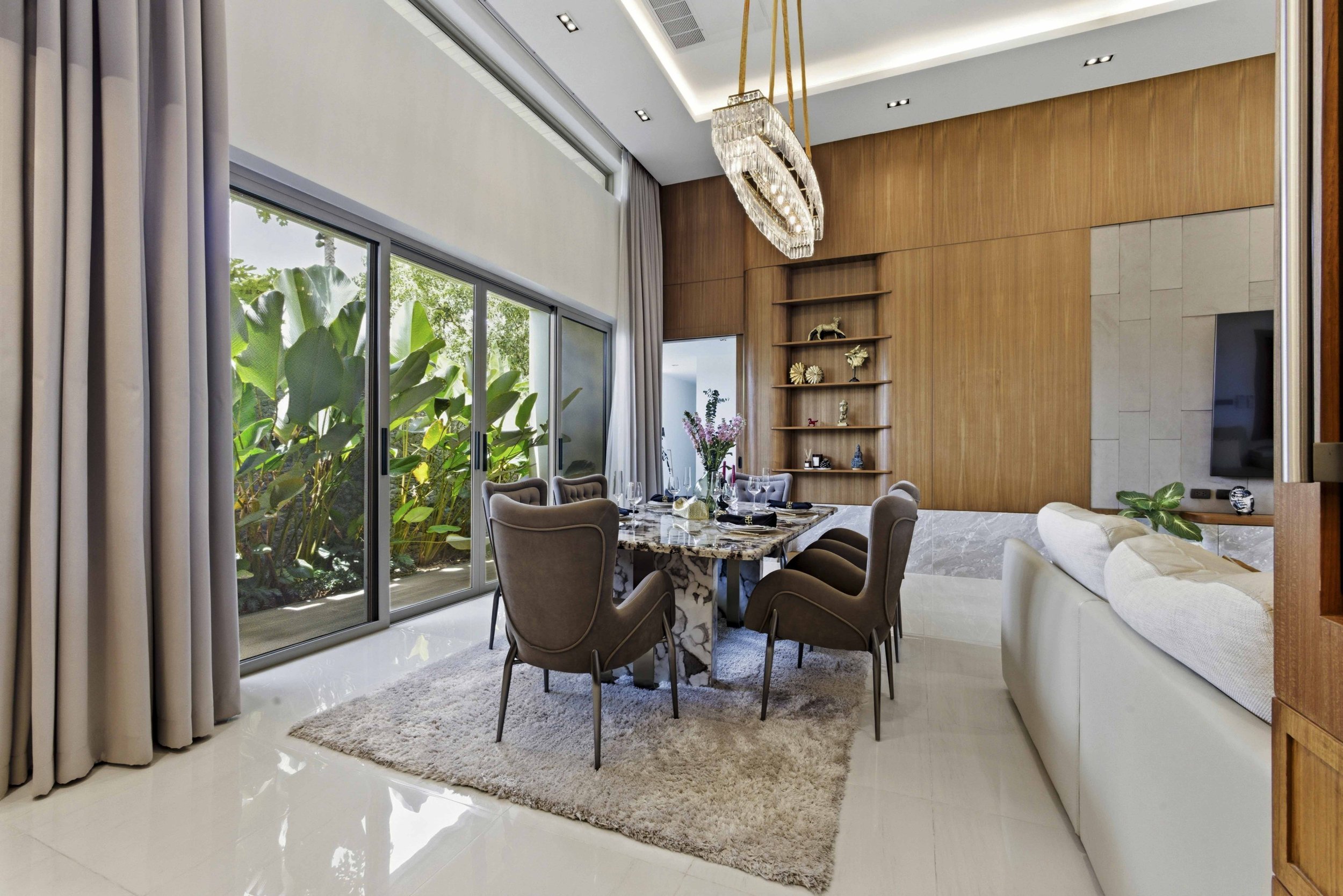 Property image - full photo 28