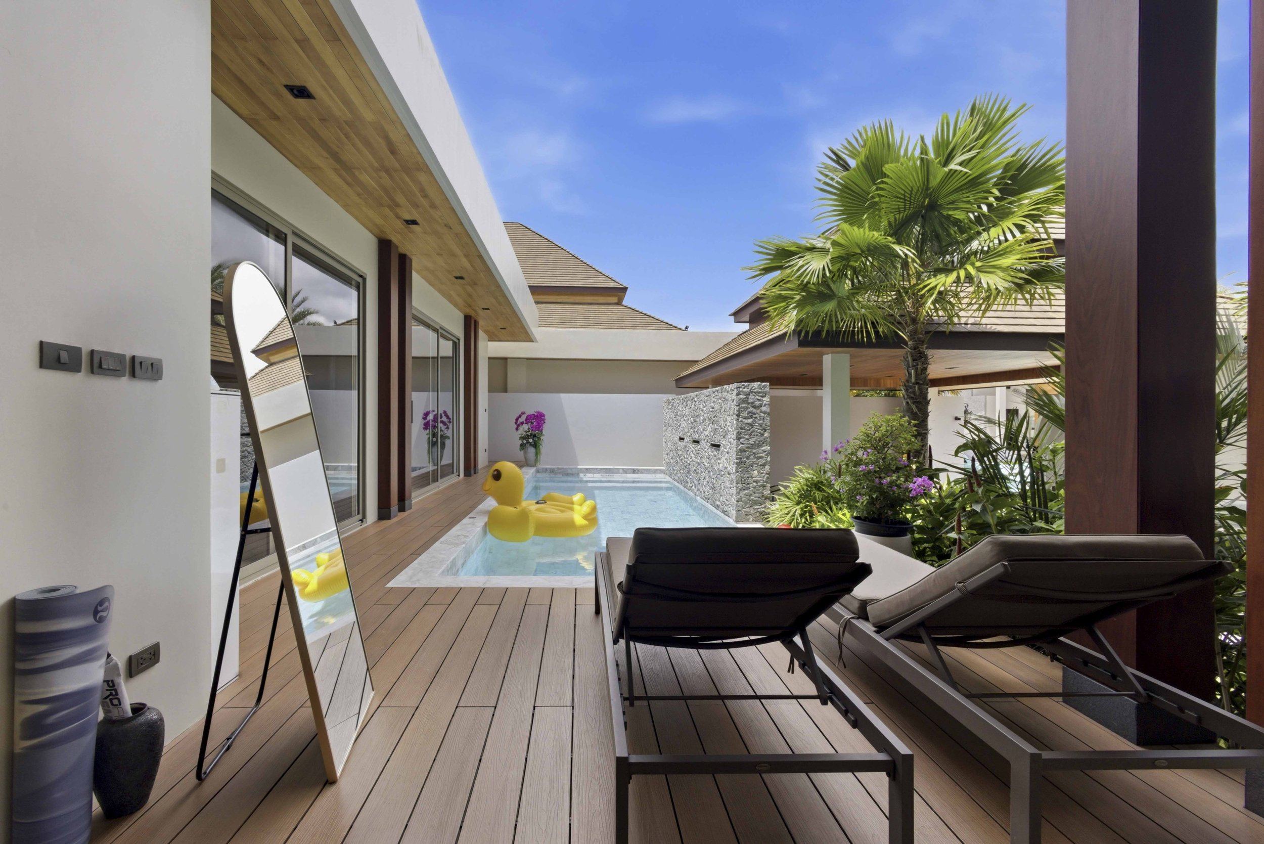 Property image - full photo 81