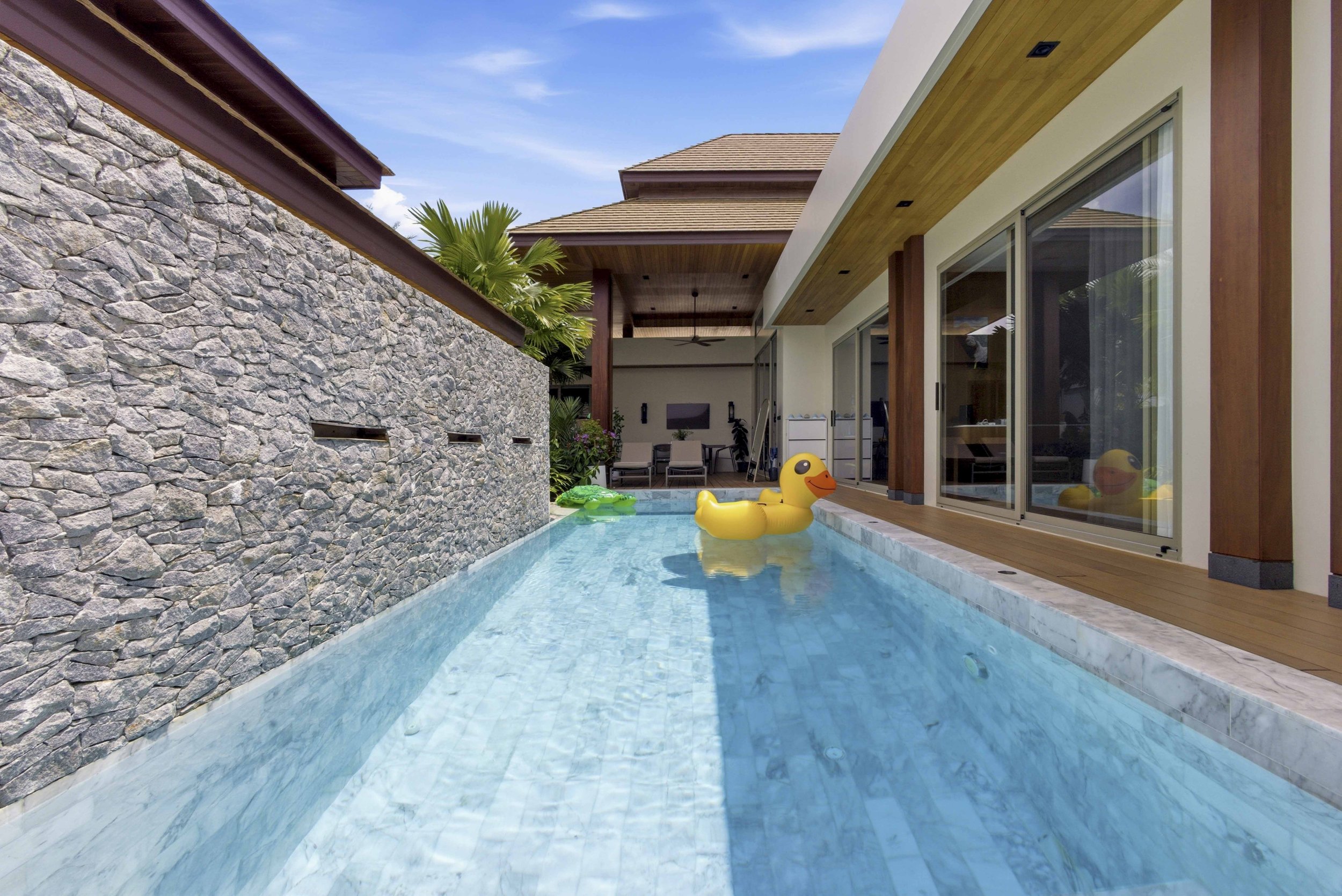 Property image - full photo 21