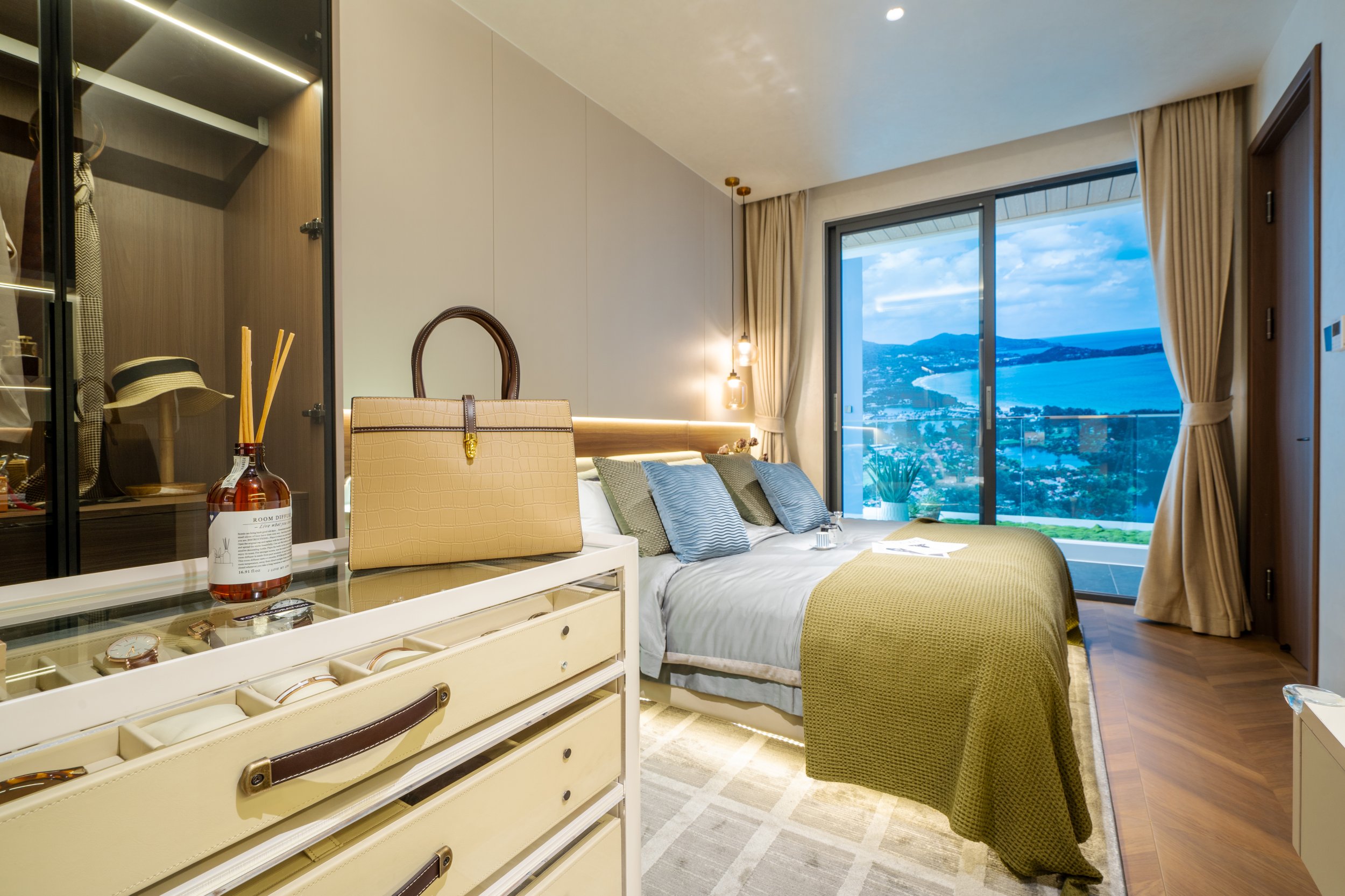 Property image - full photo 13