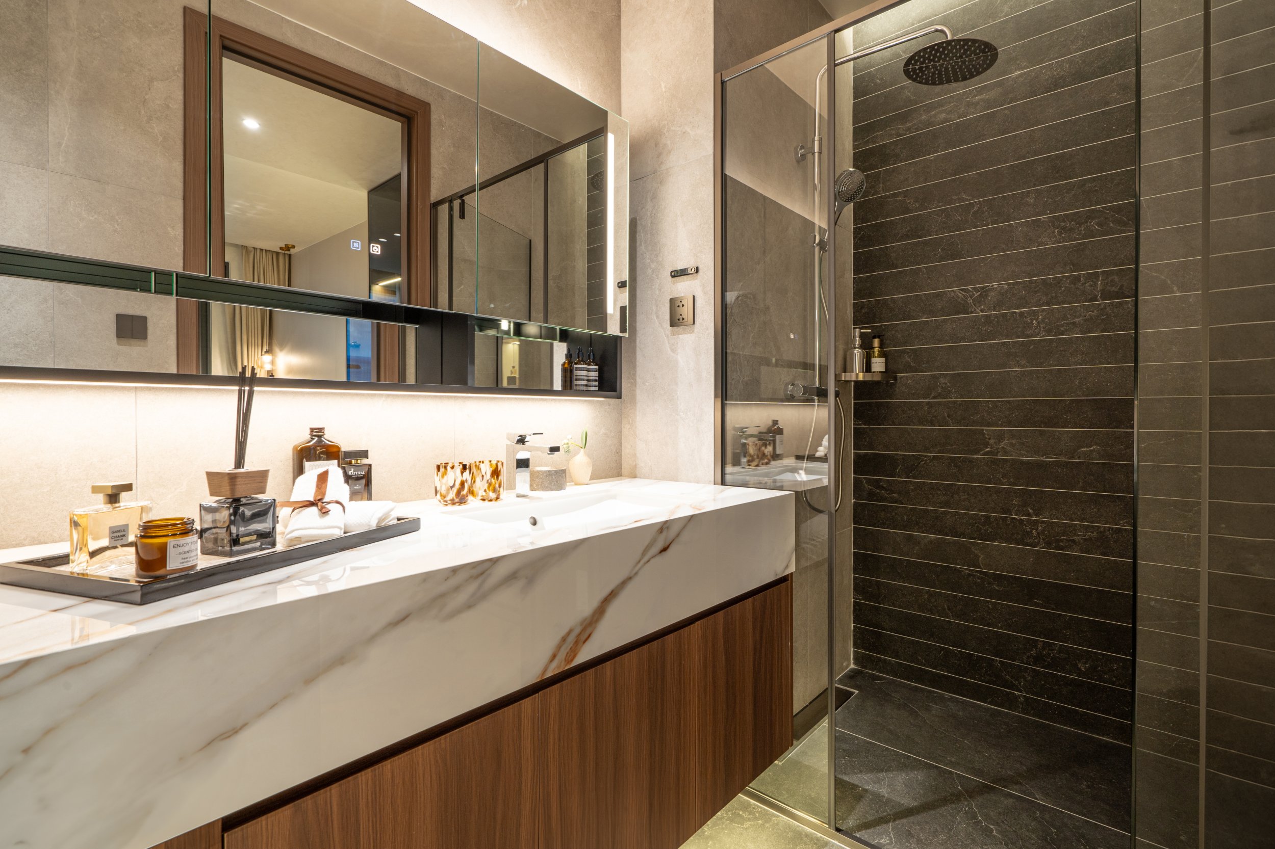 Property image - full photo 17