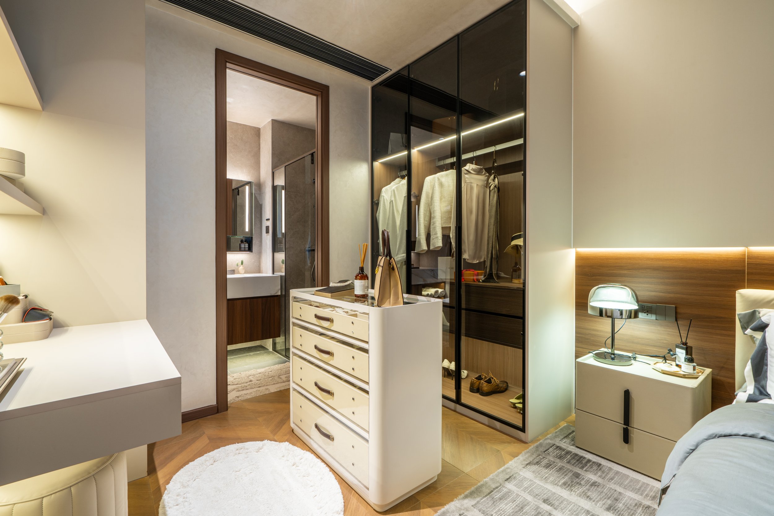 Property image - full photo 14