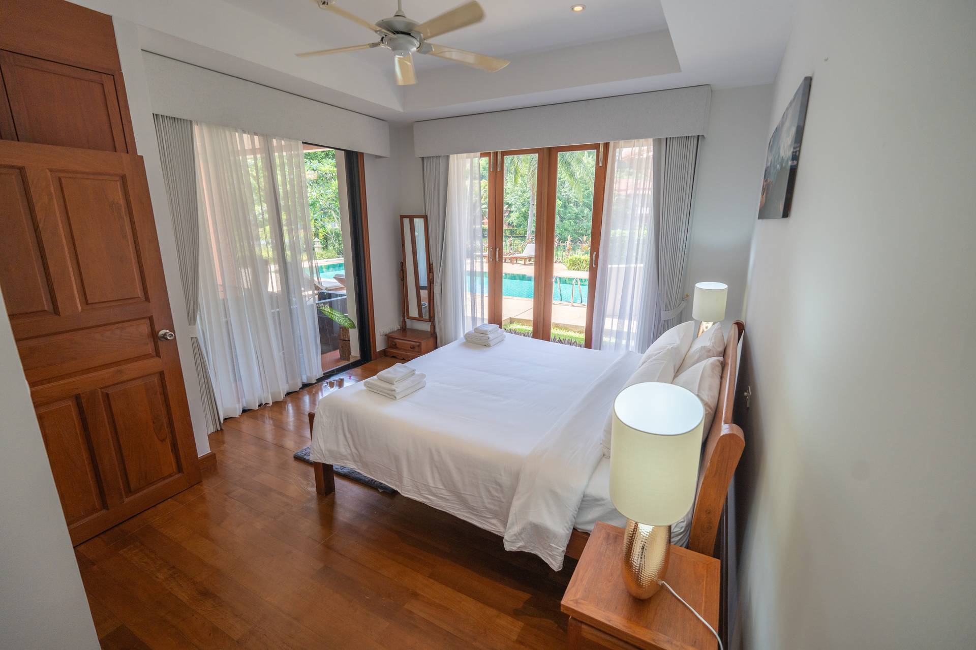 Property image - full photo 40