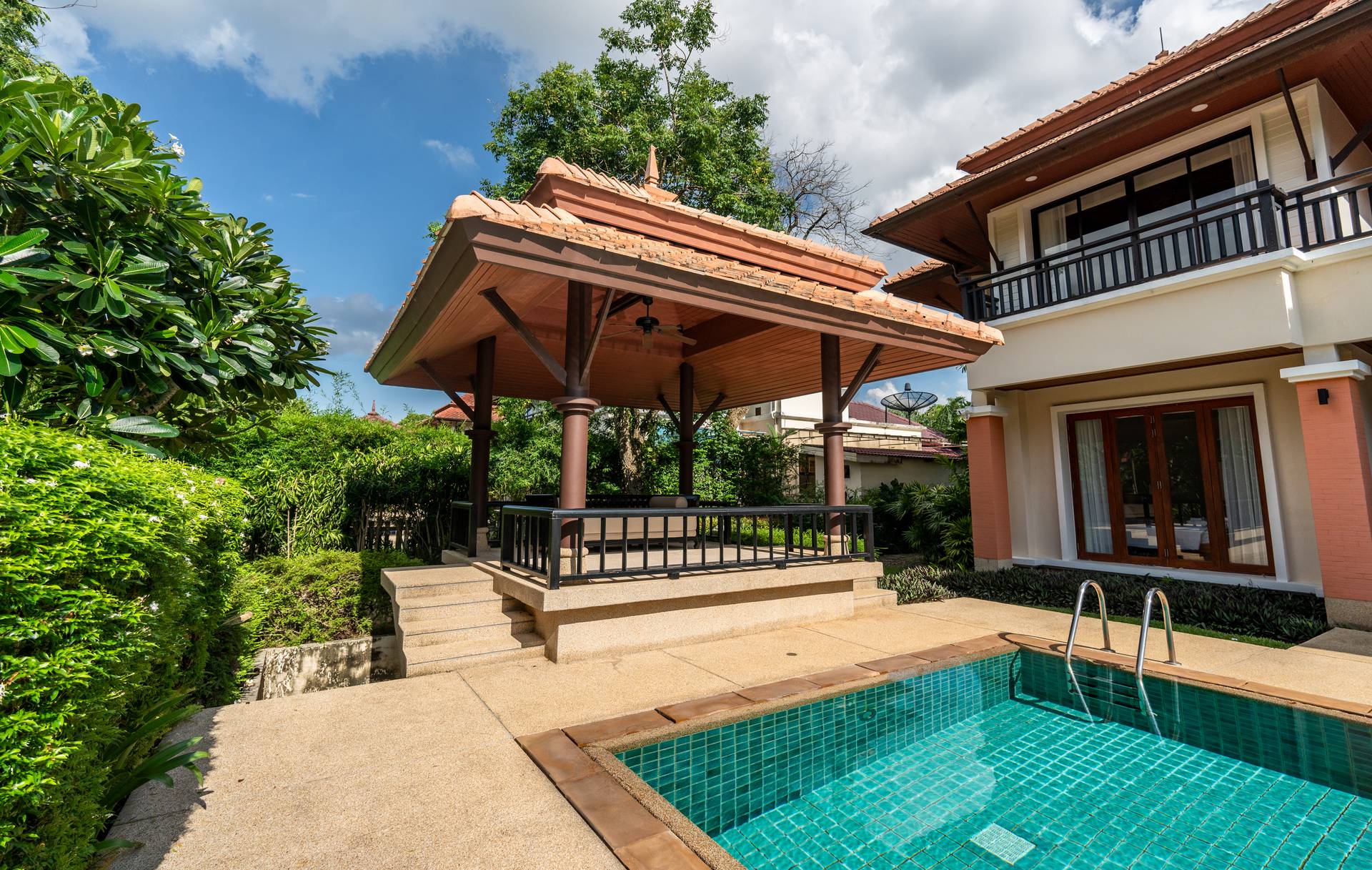 Property image - full photo 57