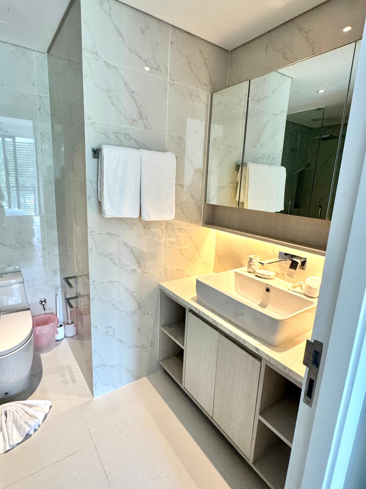 Property image - full photo 14