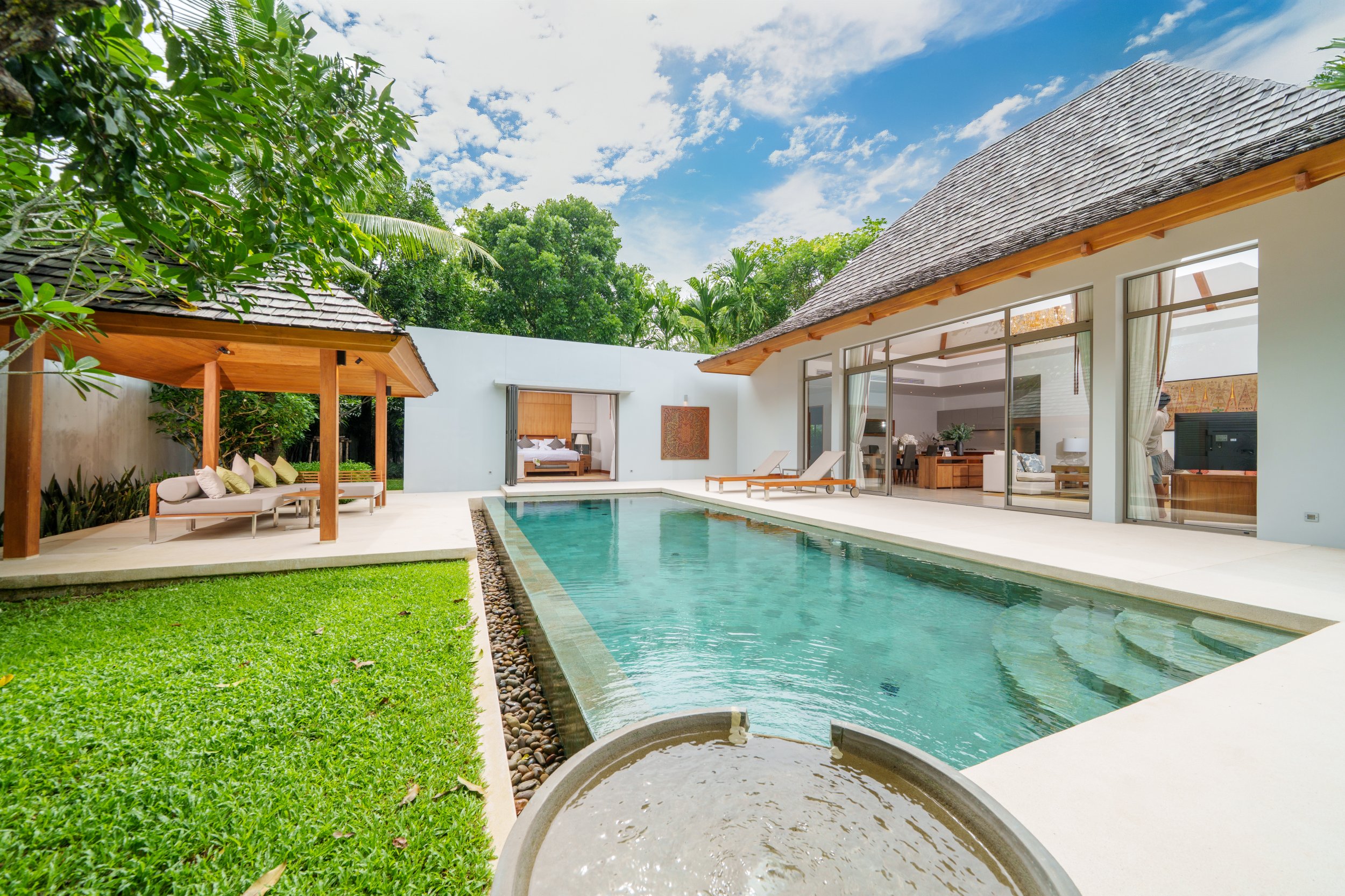 Property image - full photo 43