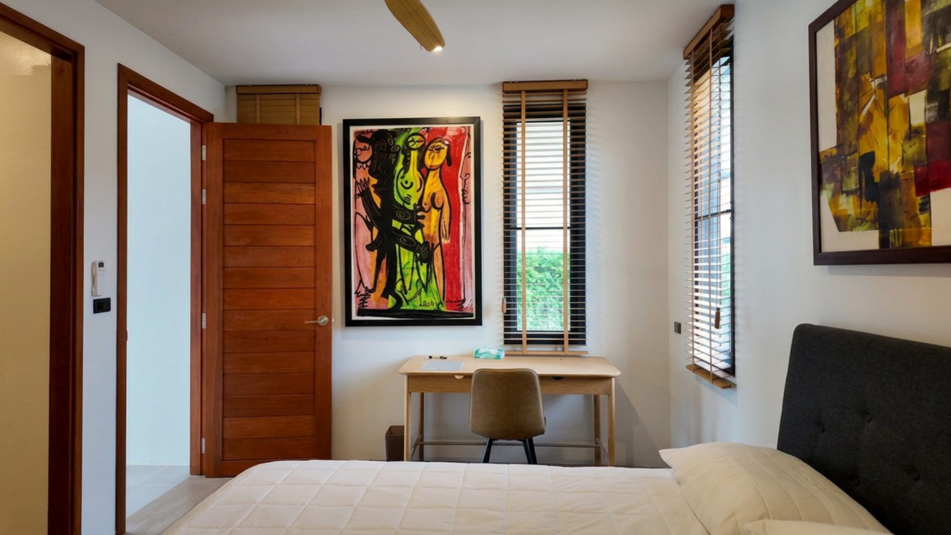Property image - full photo 16