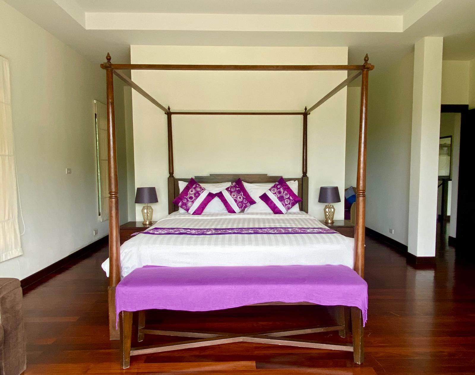 Property image - full photo 18