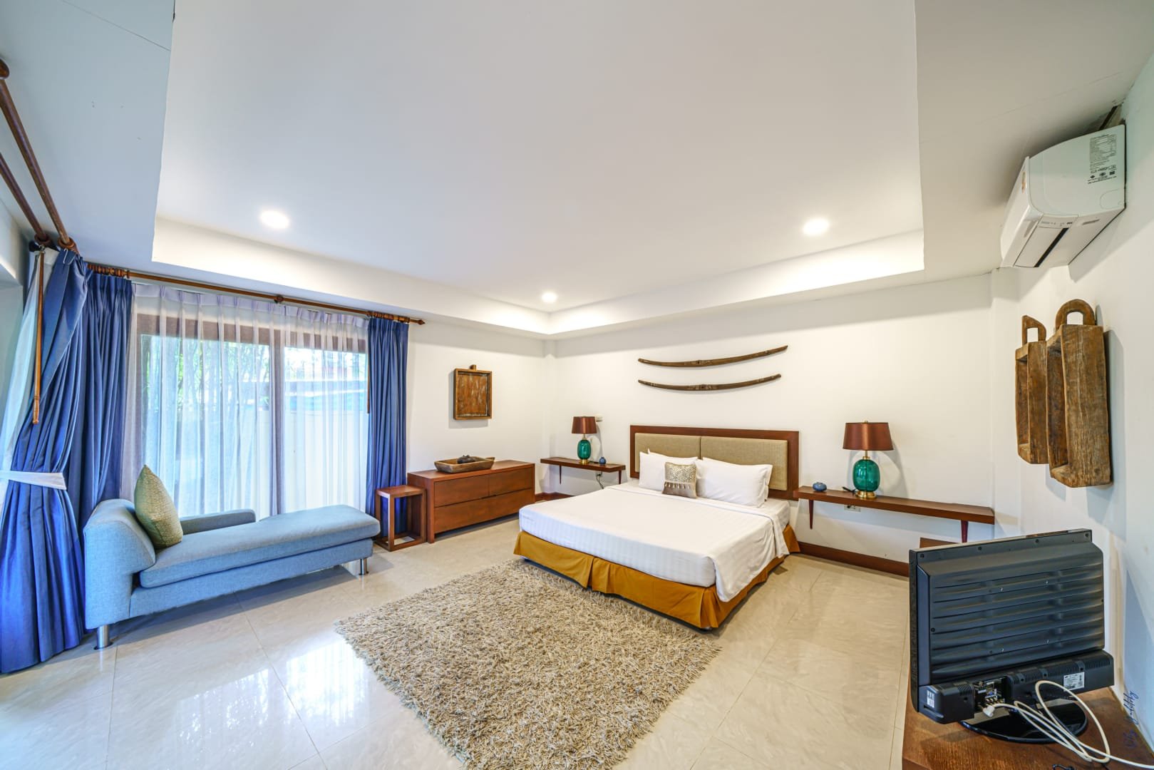 Property image - full photo 66