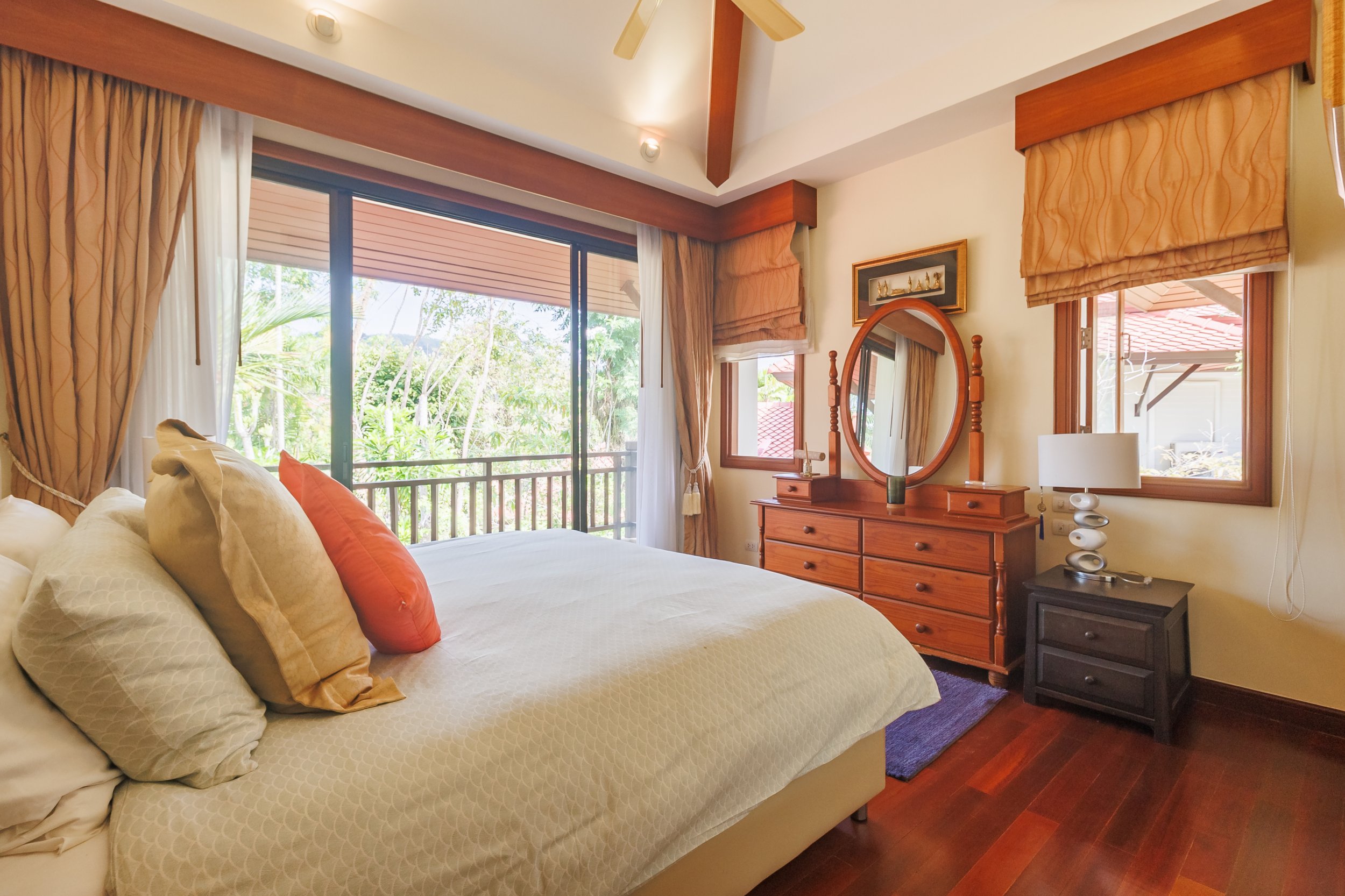 Property image - full photo 40