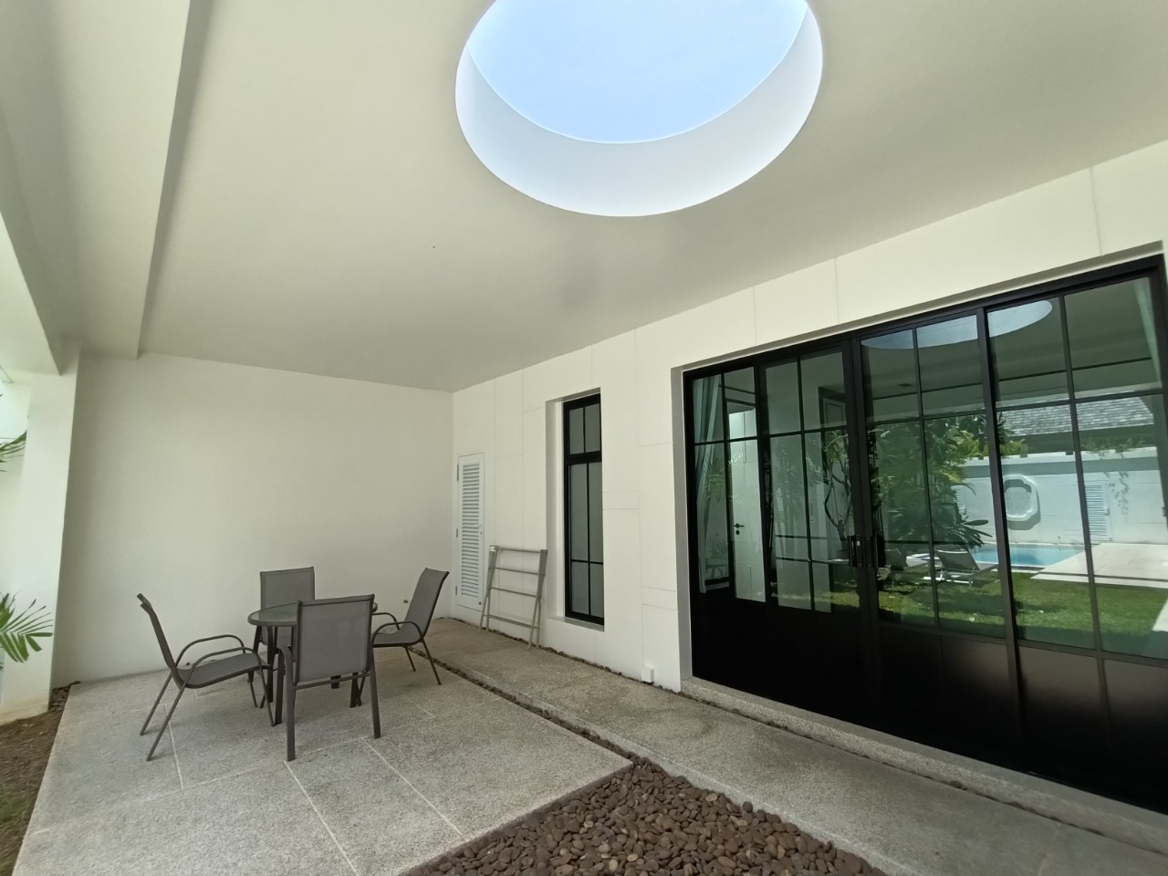 Property image - full photo 46