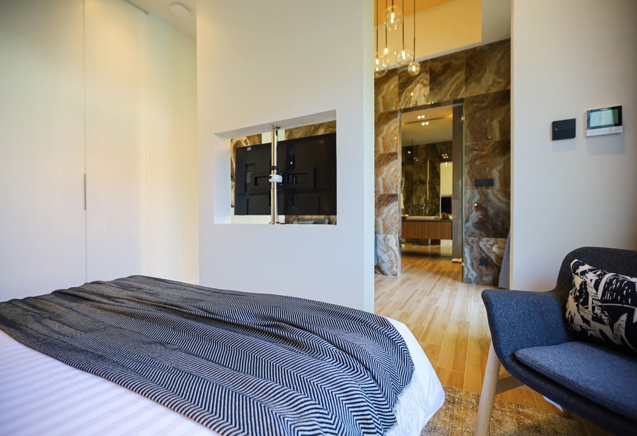 Property image - full photo 42