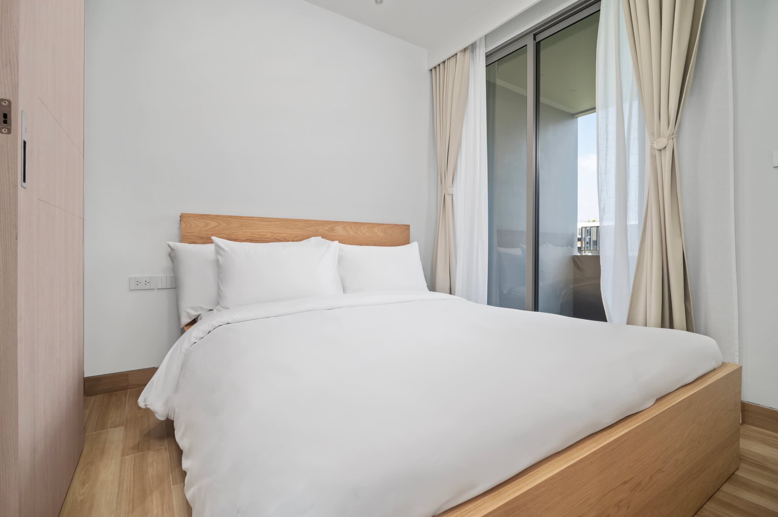 Property image - full photo 11