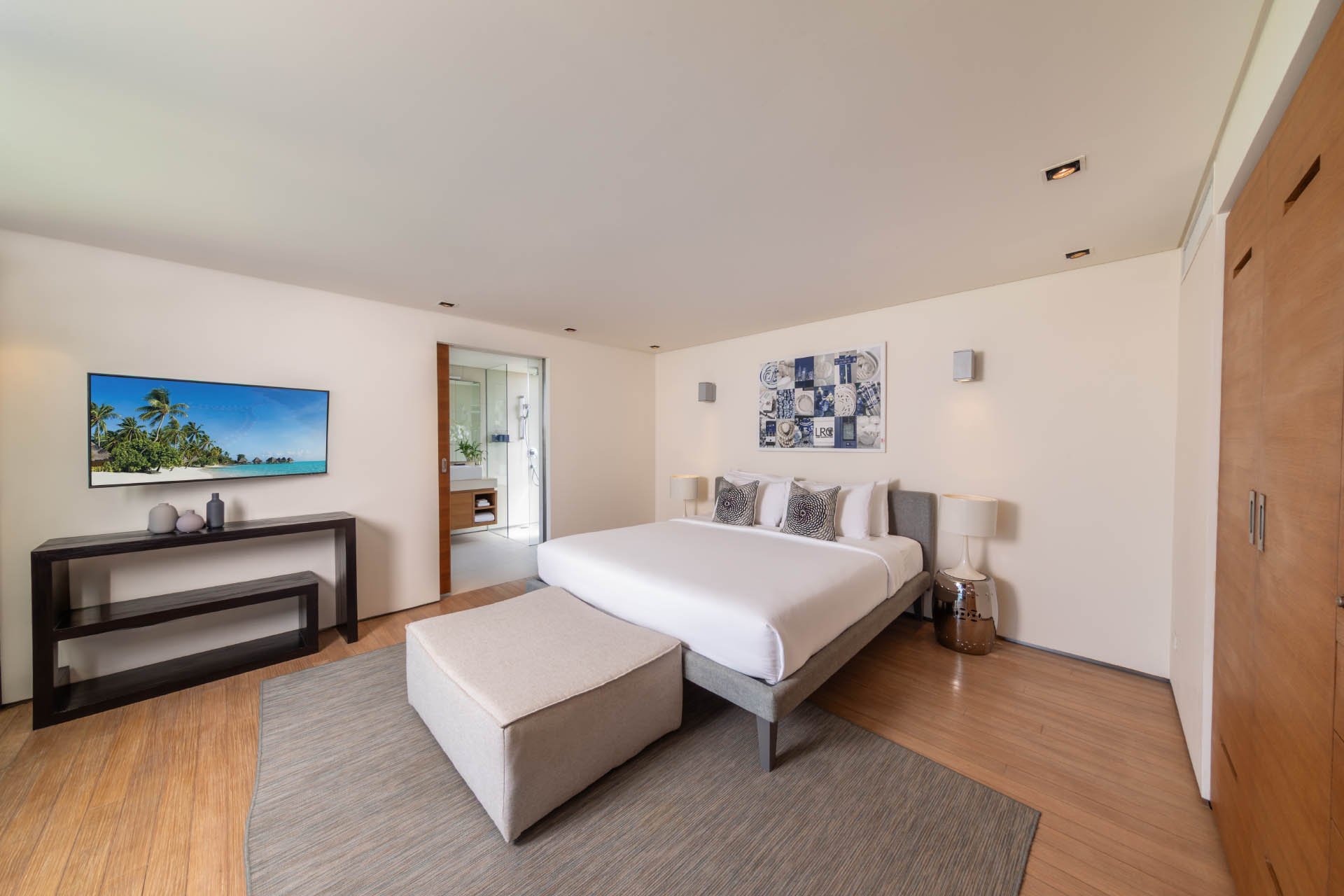 Property image - full photo 17