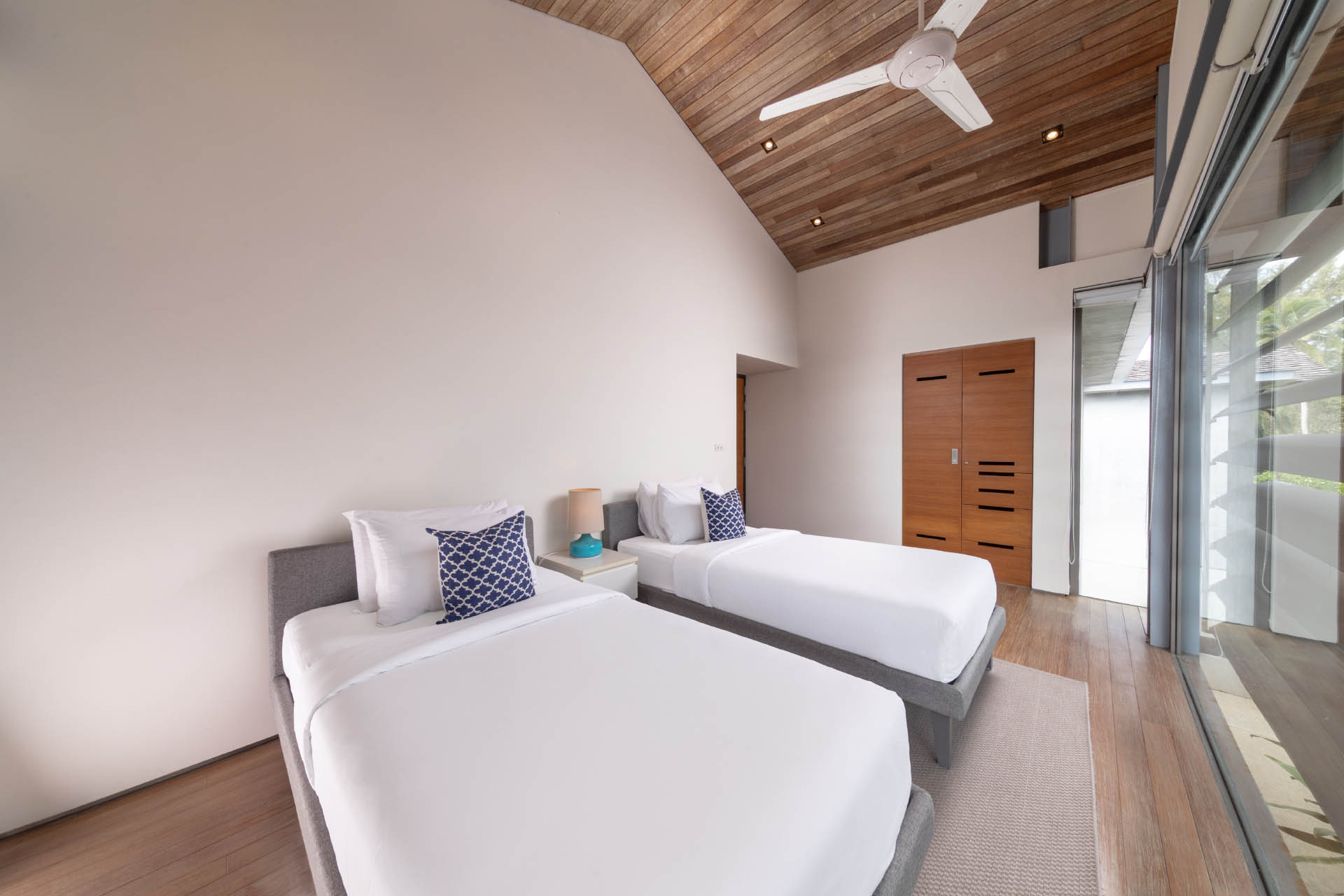 Property image - full photo 20