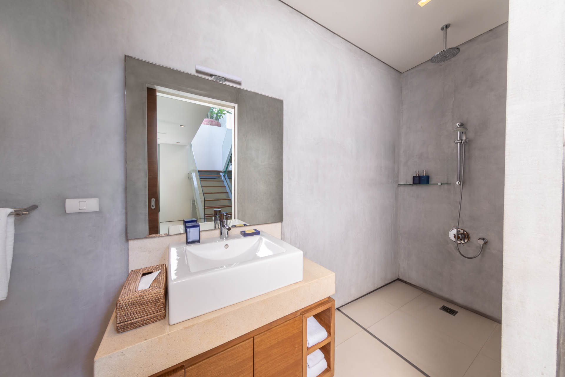 Property image - full photo 24