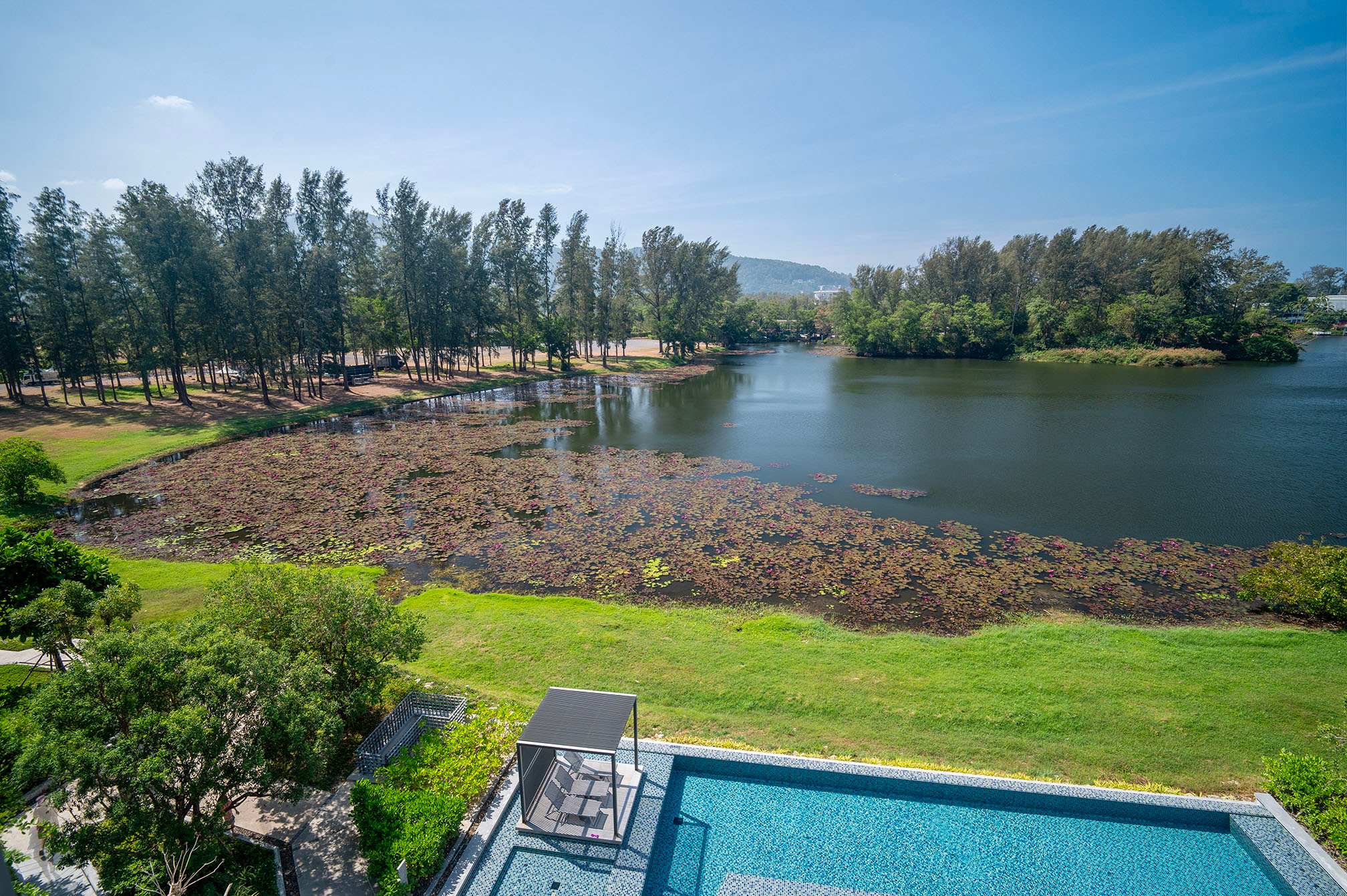 Property image - full photo 16
