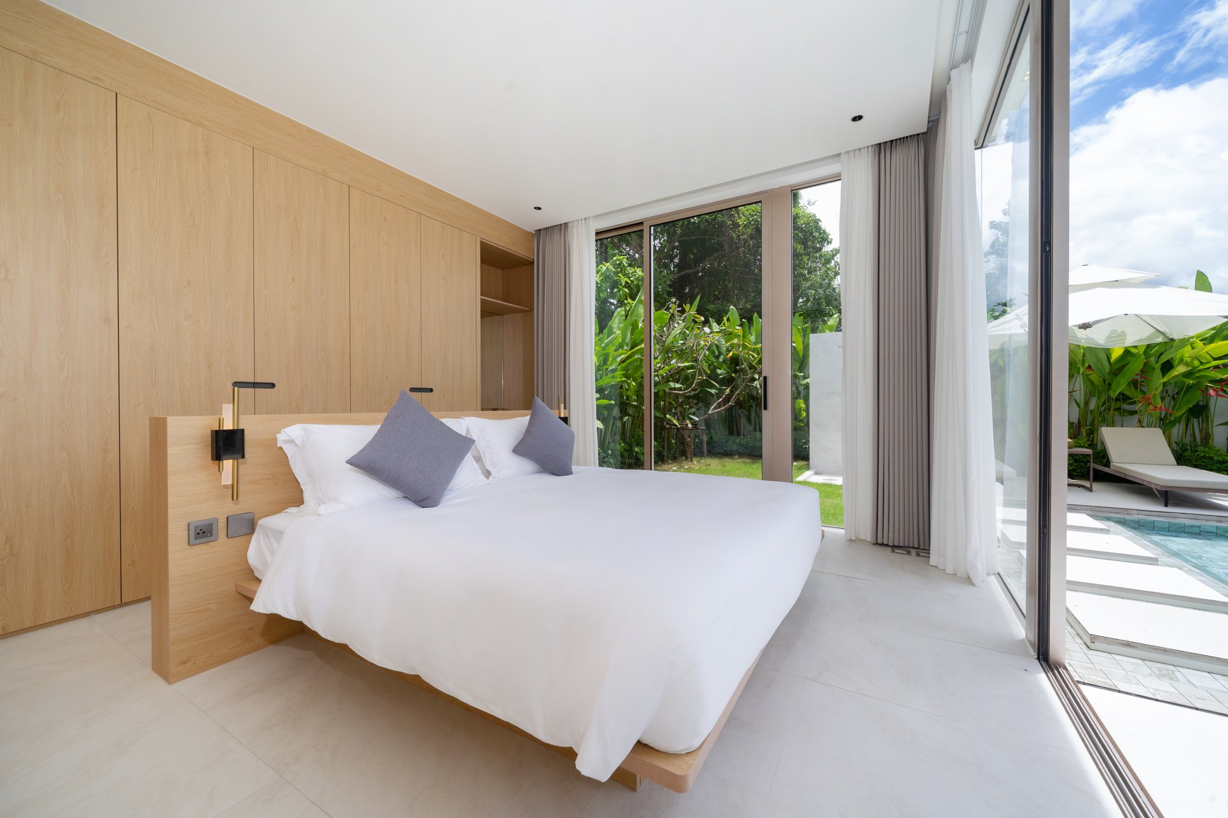 Property image - full photo 40