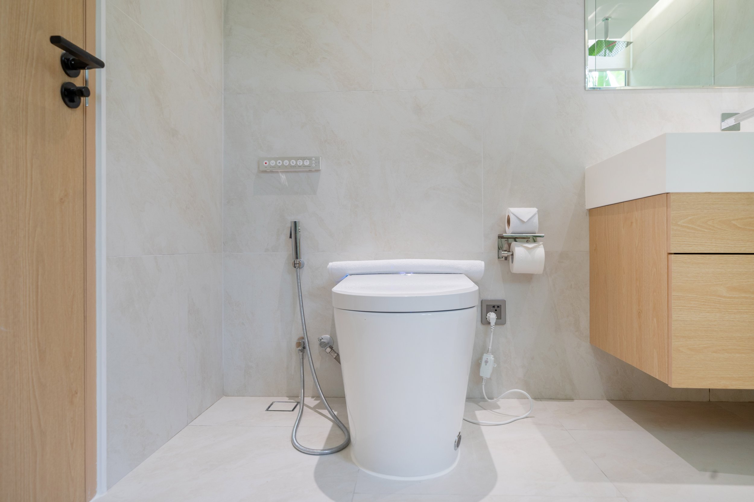 Property image - full photo 37